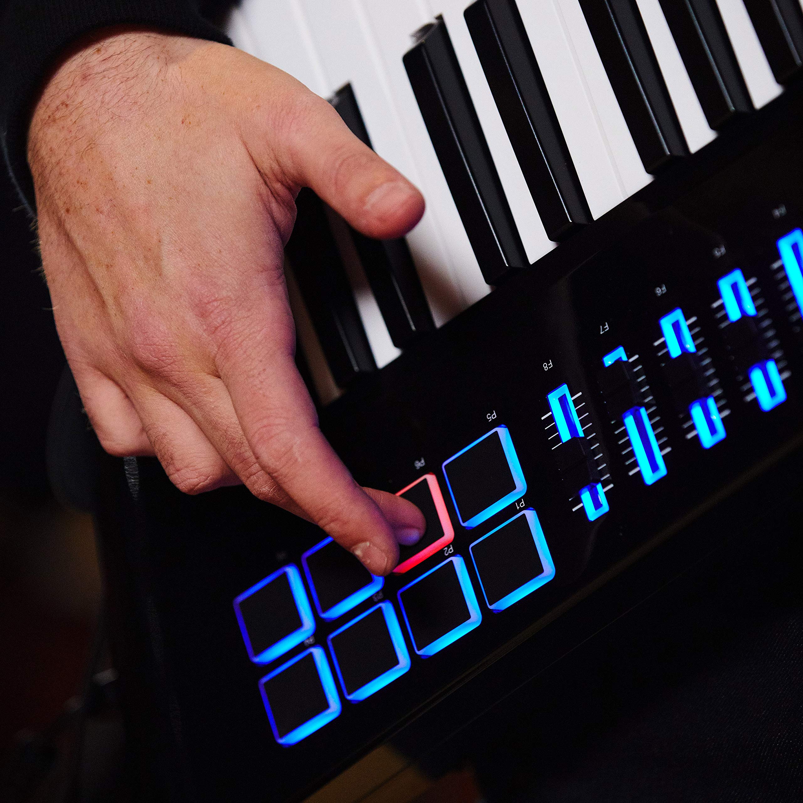 Alesis Vortex Wireless 2 Keytar - Professional USB MIDI Wireless Controller with Software Suite for Music Production, Live Performance & Studio Recording (Black)