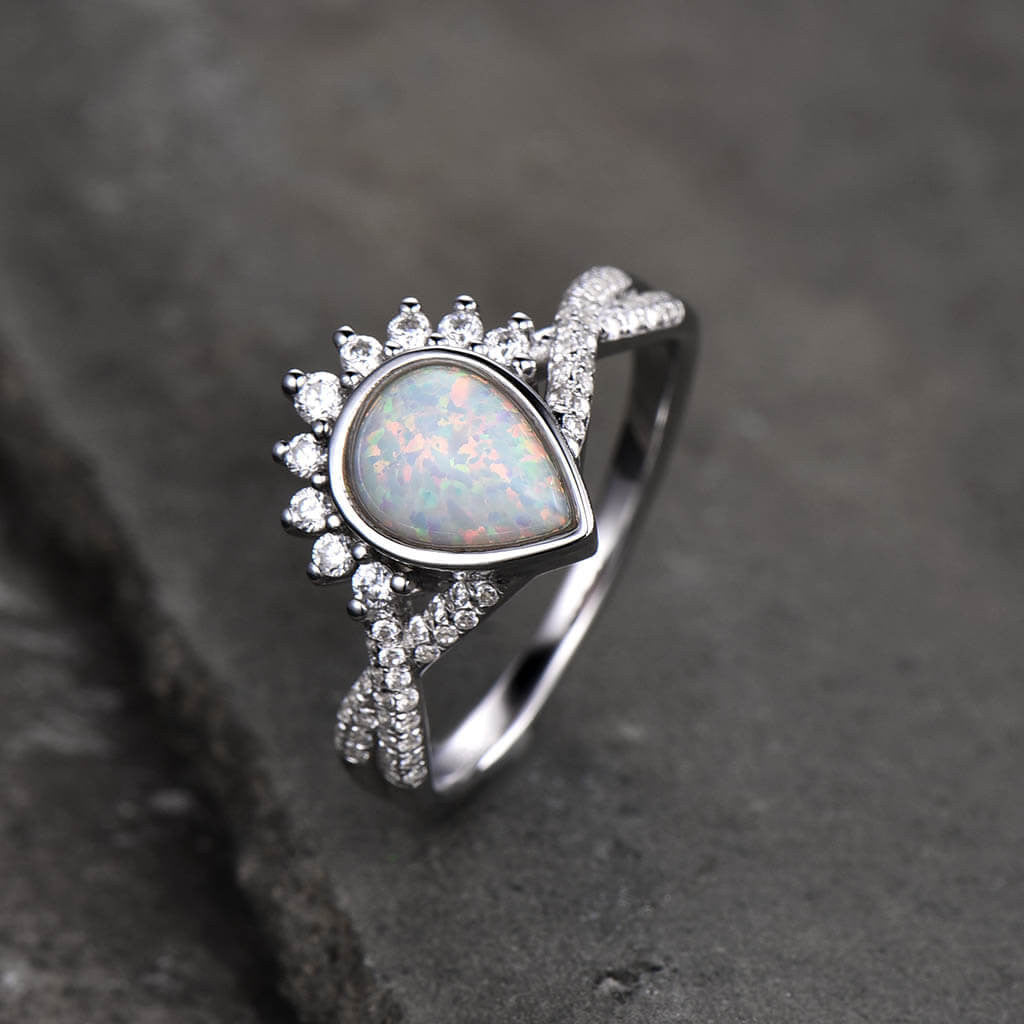 14K/18K White Gold Vintage Pear Shaped Lab-Created Diamond Engagement Ring with Twisted Band - Perfect for Proposals, Weddings & Anniversary Gifts