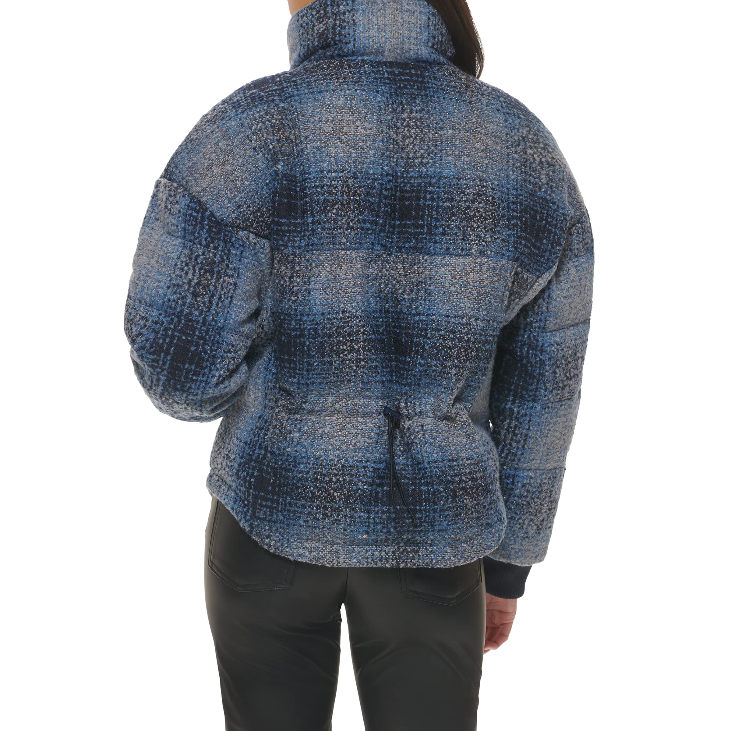 Levi's Women's Cinch Waist Puffer Jacket - Warm Winter Coat with Adjustable Belt, Lightweight Quilted Down Jacket for Outdoor Activities & Casual Wear