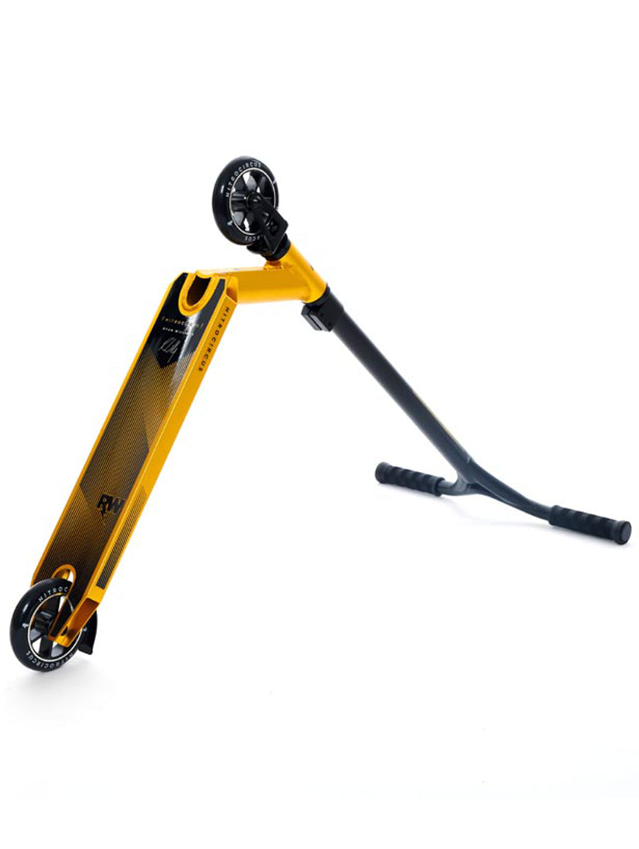 Nitro Circus R Willy Junior Replica Scooter - High Performance Kids Scooter for Stunts & Tricks - Perfect for Skate Parks, Backyard Riding & Action Sports Training