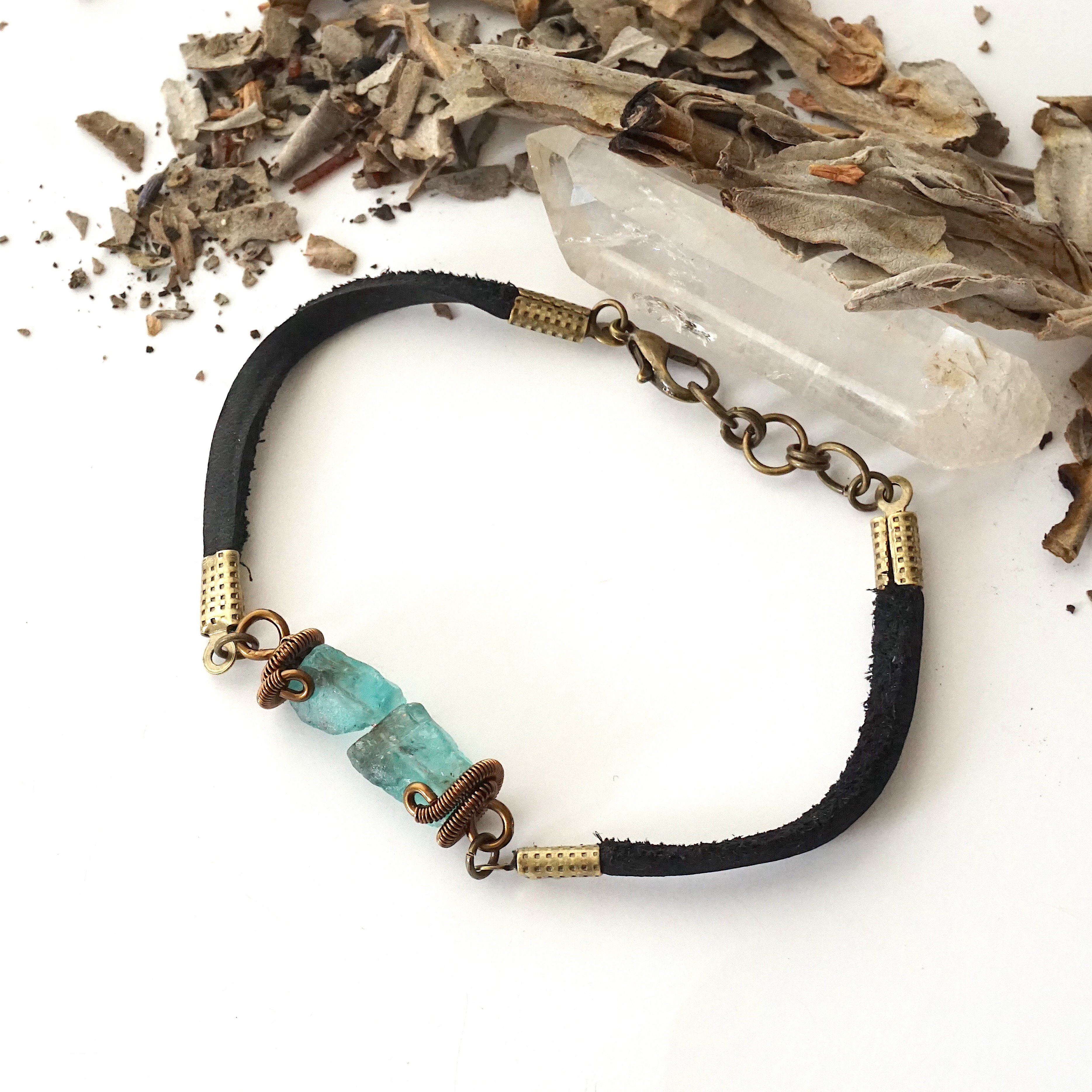 Men's Blue Raw Apatite Bracelet - Natural Stone Healing Crystal Jewelry for Meditation, Energy Balance & Spiritual Protection | Perfect Gift for Men