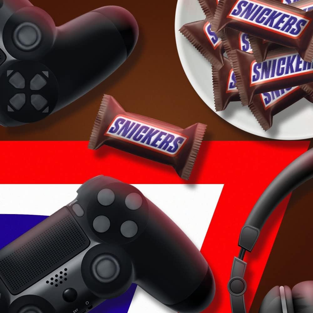 Snickers Fun Size Candy Bars - Individually Wrapped Chocolate, Peanut & Caramel Candy - Bulk Pack of 25 - Perfect for Halloween, Parties, Office Treats & Snack Time