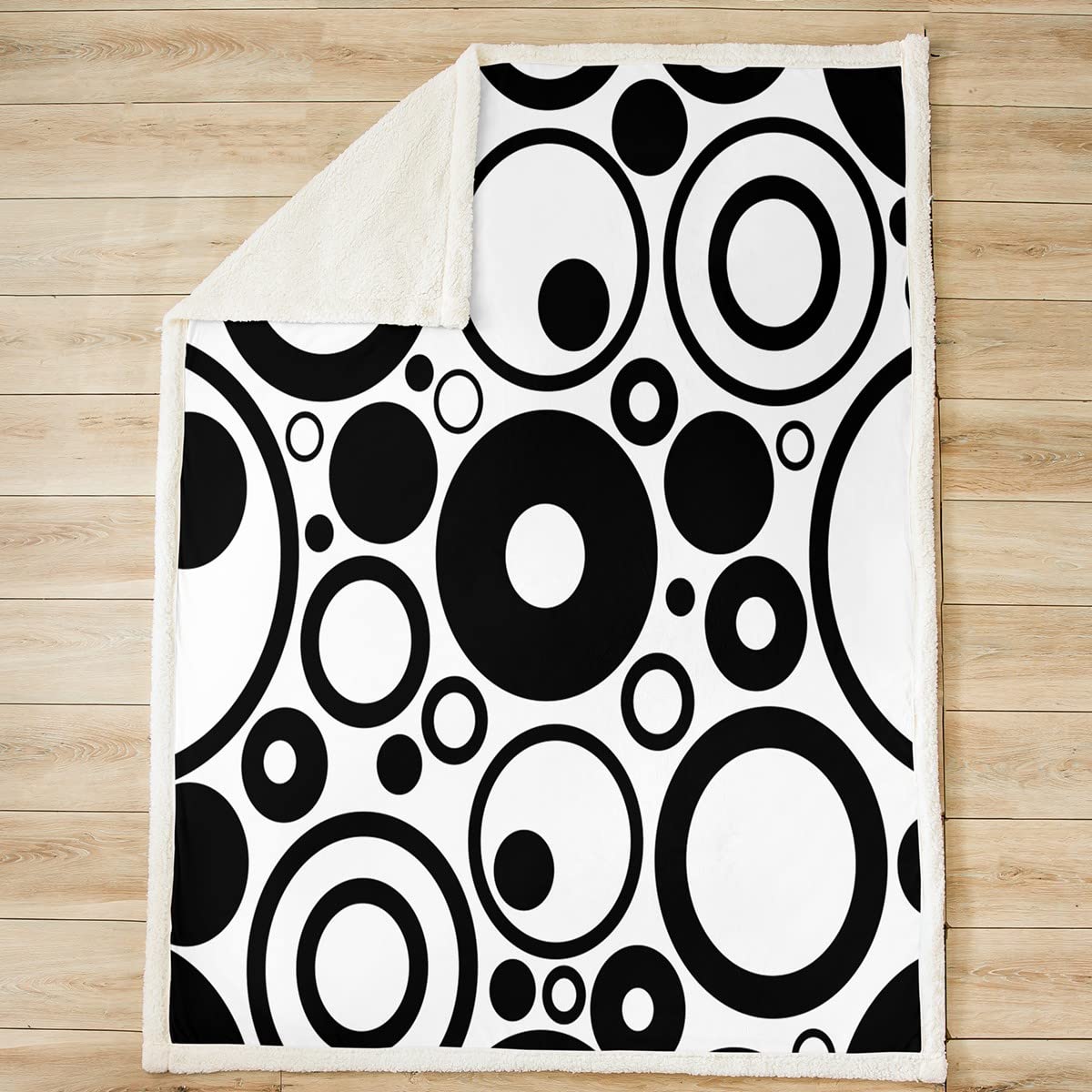 Super Soft Black & White Fleece Throw Blanket - Cozy Sherpa Plush with Modern Geometric Pattern for Kids, Women & Adults (30x40 Inches) - Perfect for Sofa, Bed, Couch & Winter Snuggling