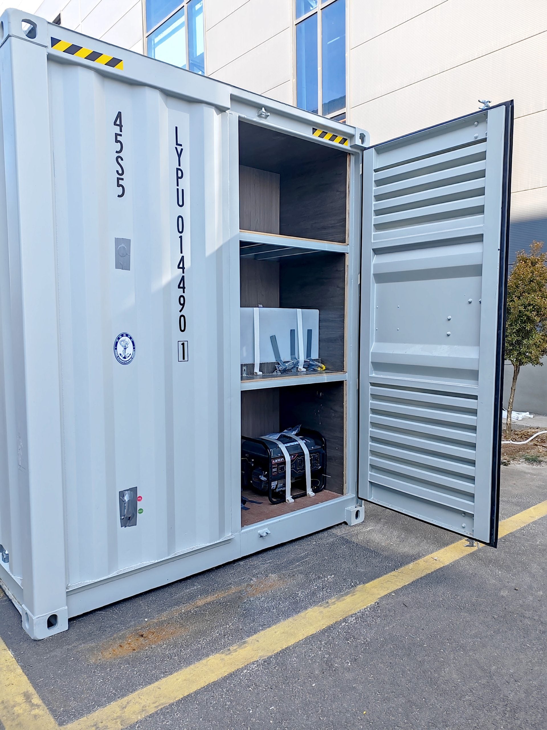 40 FT Insulated Mobile Office Cabin - Off Grid Shipping Container Workspace for Construction Sites & Remote Work | Portable Prefab Office Solution | SKU: 3520247