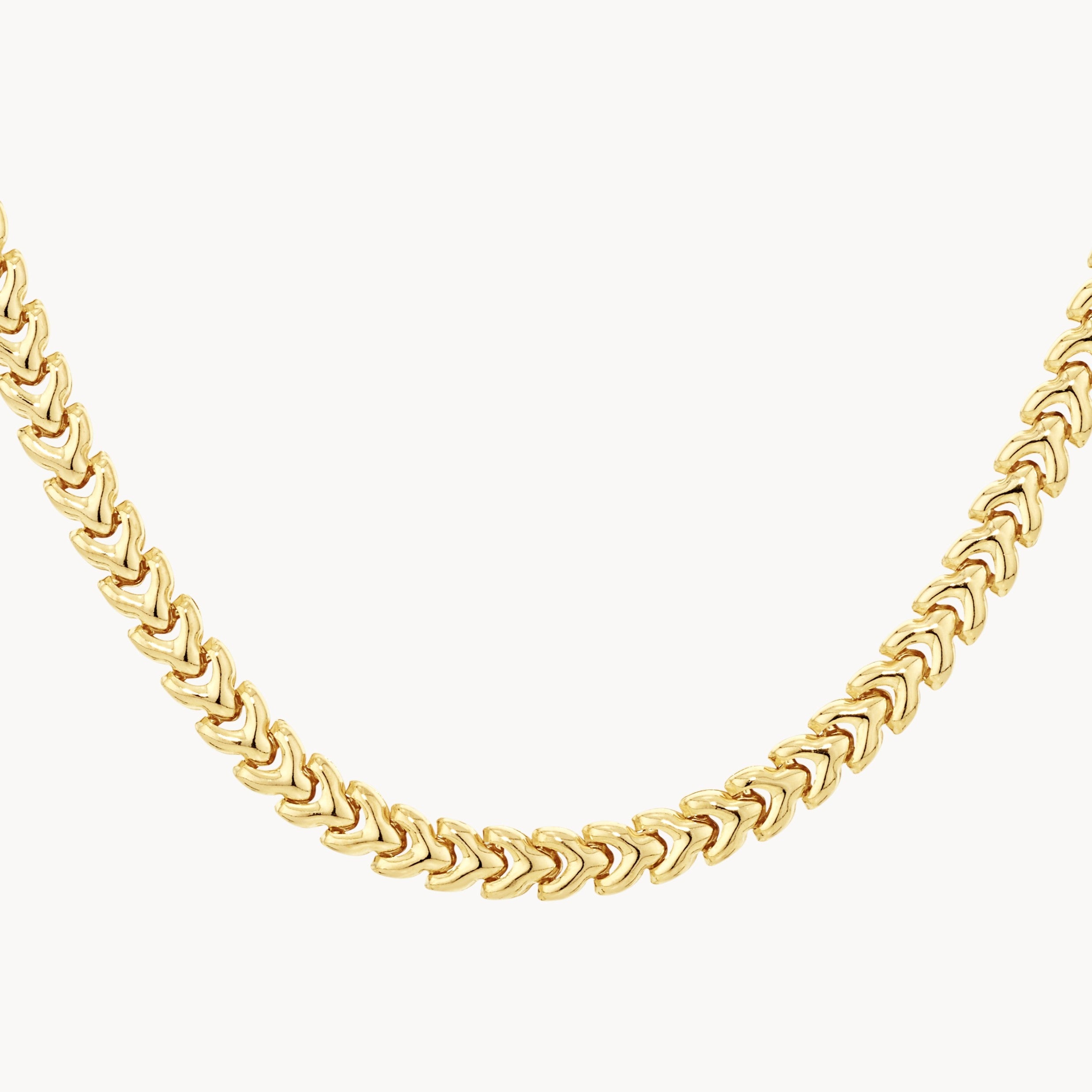 Elegant Gold Fishtail Chain Necklace for Women - Perfect for Parties, Date Nights & Everyday Wear
