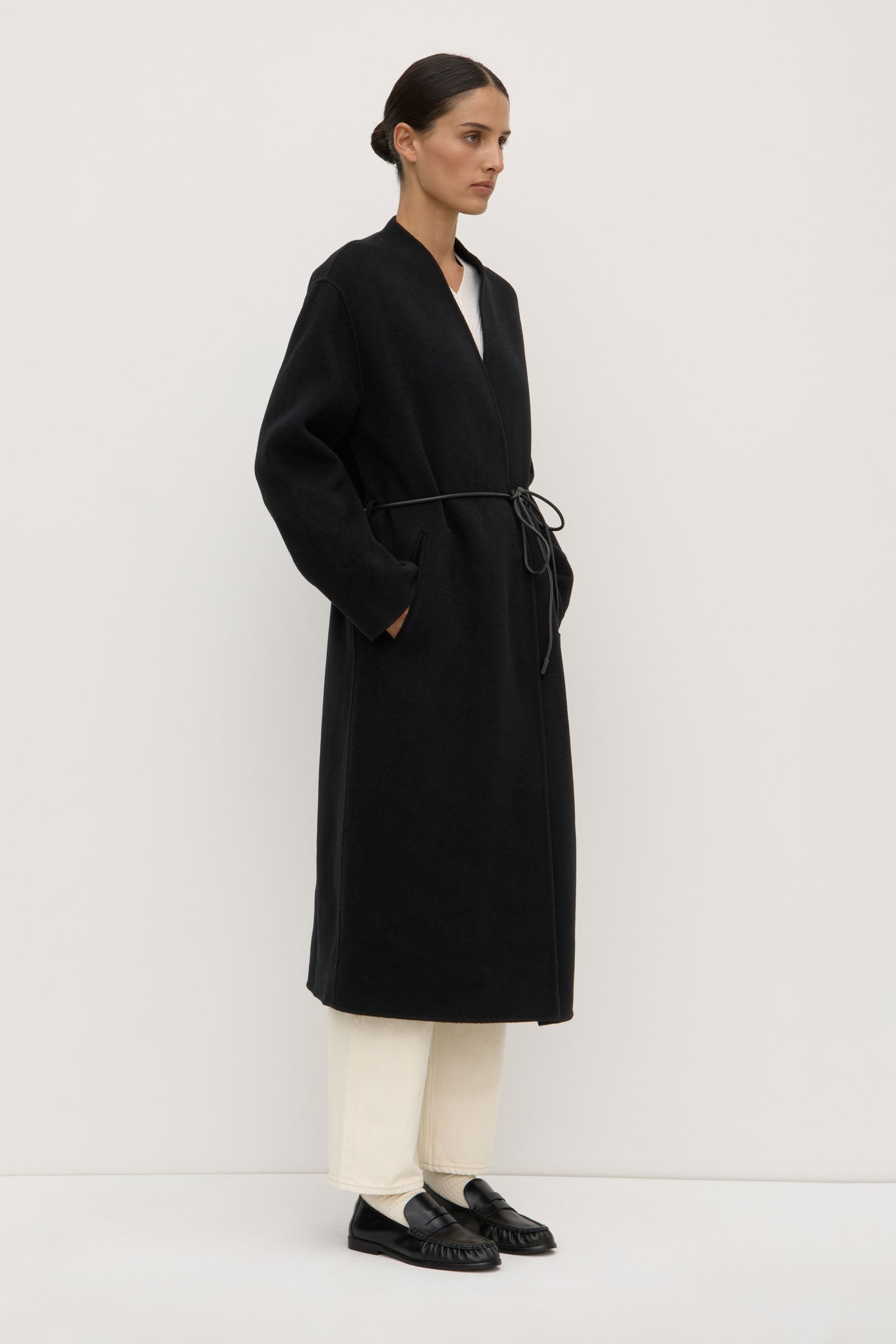 Premium Rhea Wool Coat for Women - Warm Winter Black Coat with Belt - Stylish Outerwear for Office, Travel & Special Occasions
