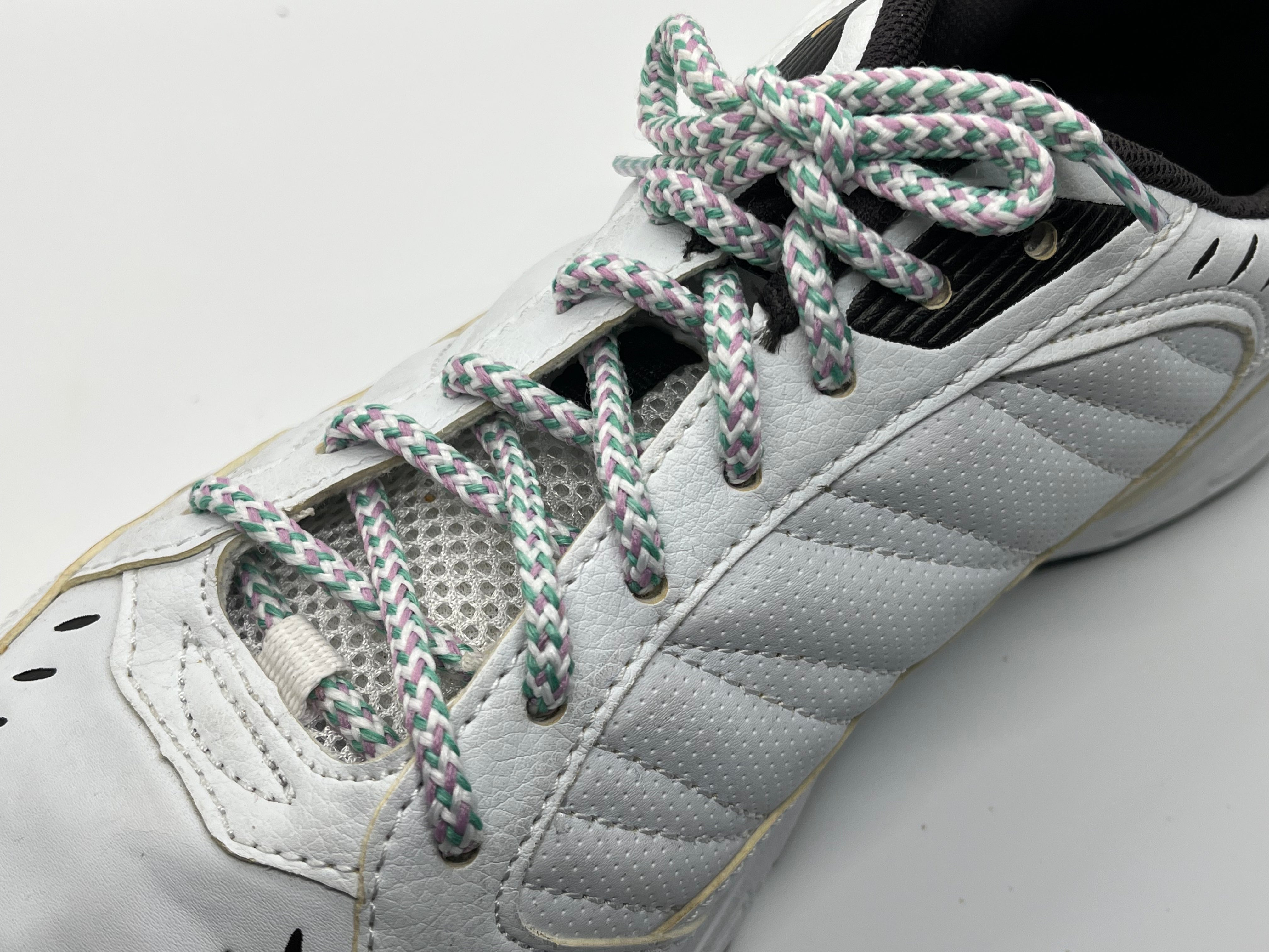 Round Winter Shoelaces for Boots & Shoes - White, Lilac & Frost Green Colors - Perfect for Snow Boots, Hiking Shoes & Cold Weather Fashion