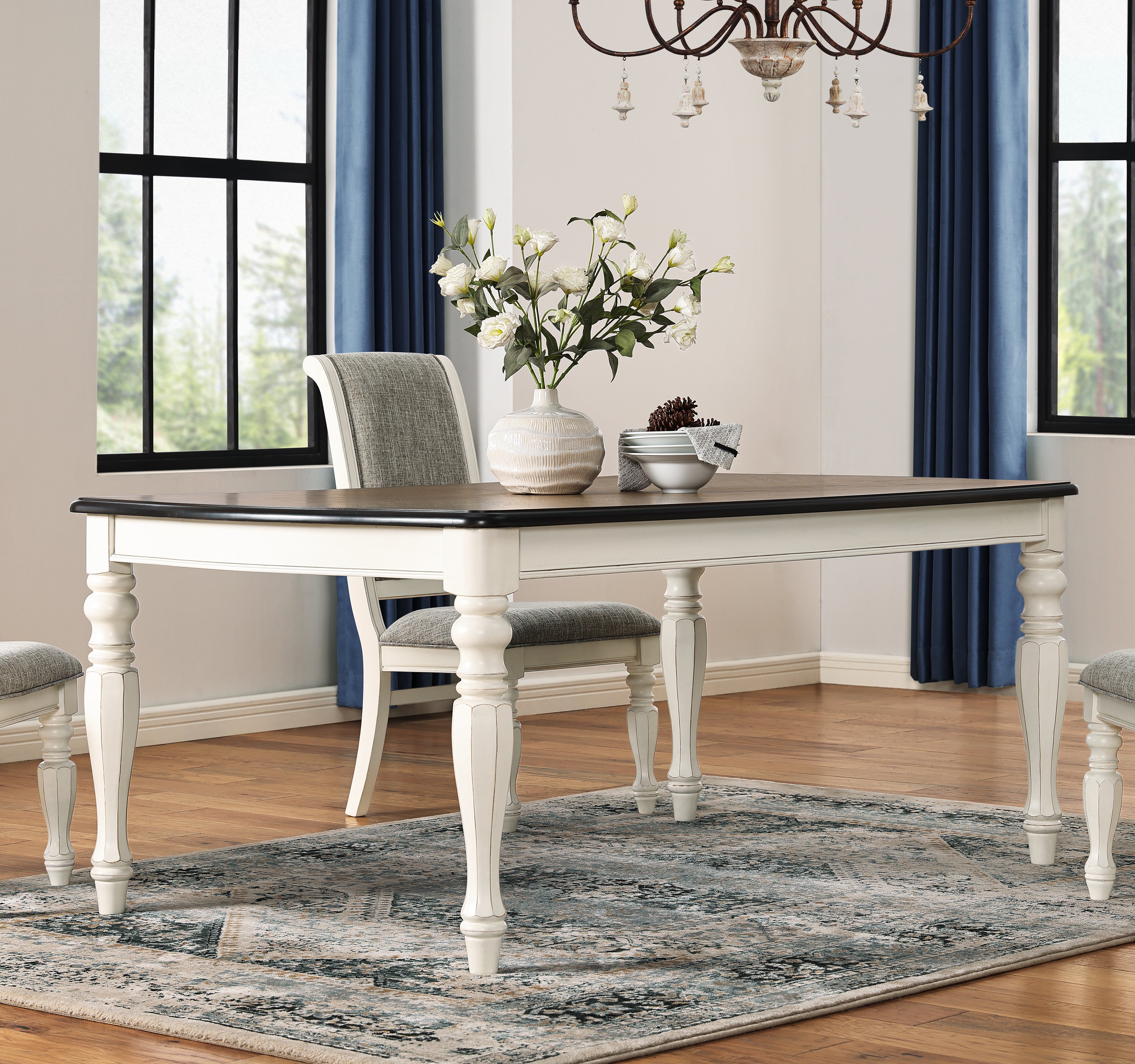 Roundhill Furniture Belleza French Country Dining Table - Antique White & Weathered Oak Finish | Farmhouse Style Kitchen Table for Dining Room & Breakfast Nook