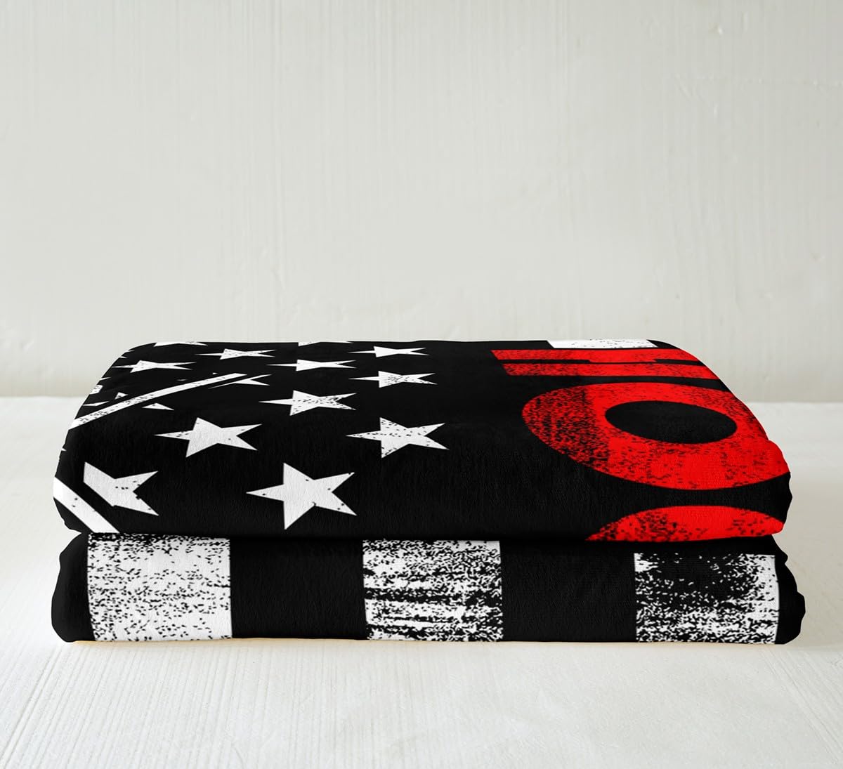 American Flag Throw Blanket - Black & White Hockey Fleece Blanket 30x40 Inches - Soft Sherpa Plush Blanket for Boys, Girls, Teens & Adults - Perfect for Winter Sports, Bed, Sofa & Couch - USA Patriotic Gift for Christmas & Game Day