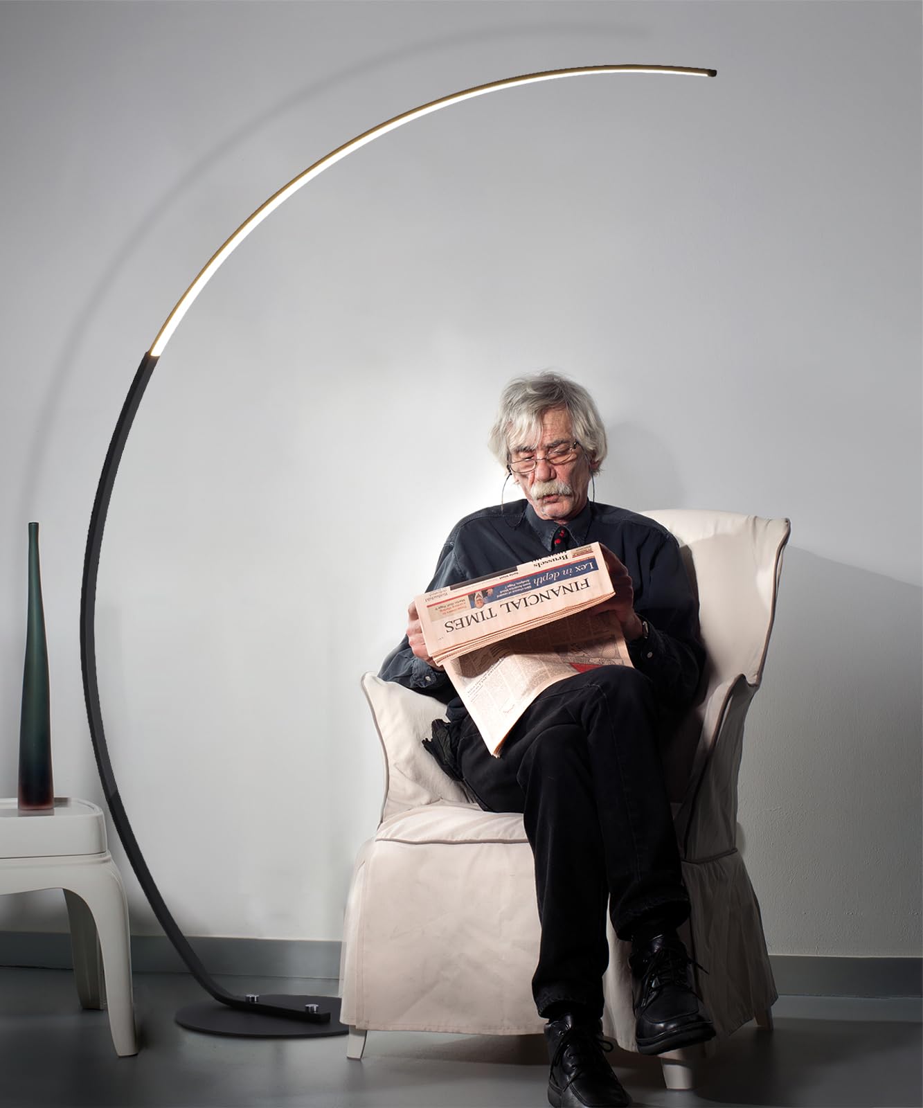 Modern LED Arc Floor Lamp with Remote Control - 25W Dimmable Standing Light (3000K-6000K Adjustable) for Living Room, Bedroom & Office - 170CM Tall Black Reading Lamp - Perfect for Cozy Reading Nooks, Home Office Lighting & Accent Illumination