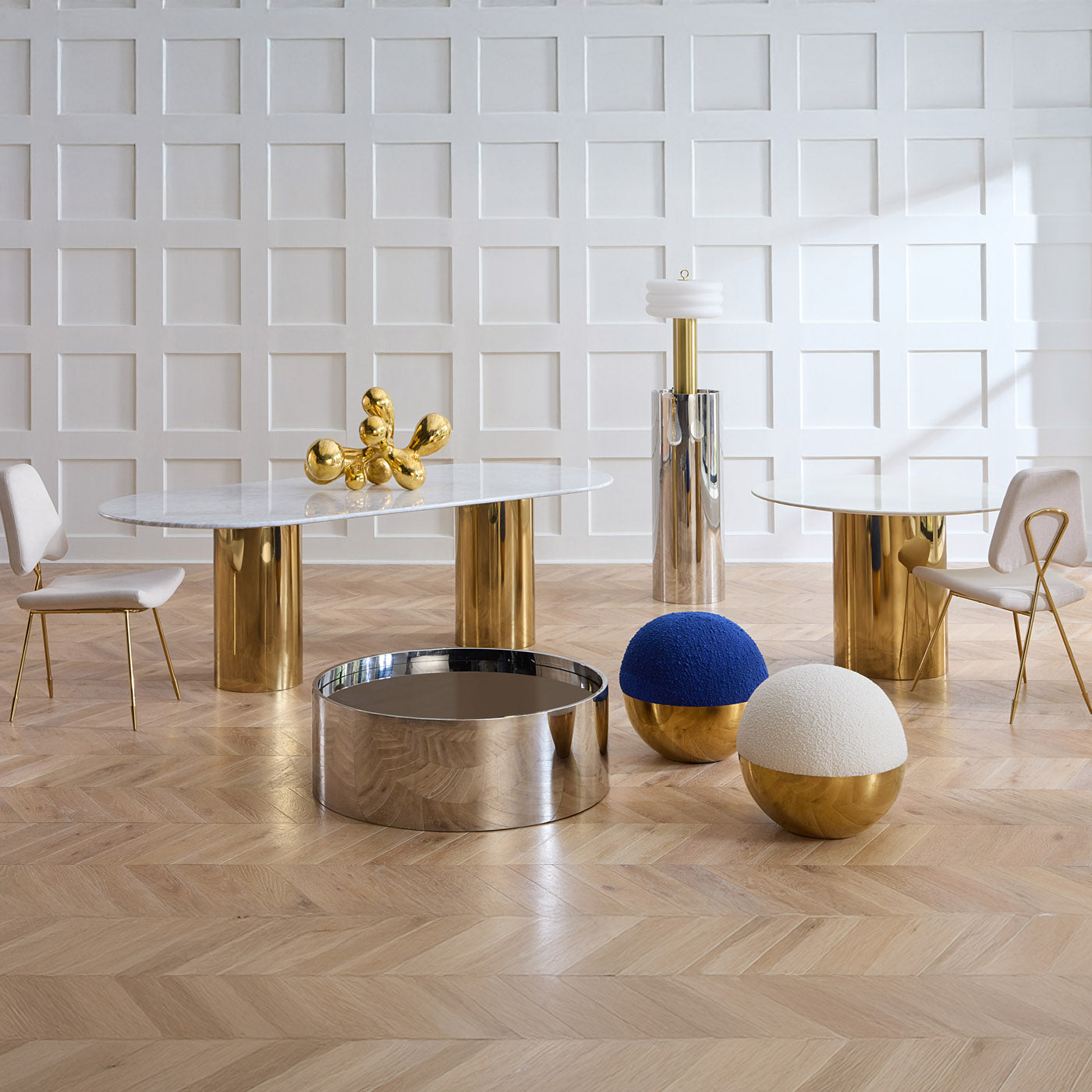 Modern Alphaville Capsule Dining Table - Space-Saving Round Kitchen Table for Small Spaces - Perfect for Apartments, Breakfast Nooks & Cozy Dining Areas