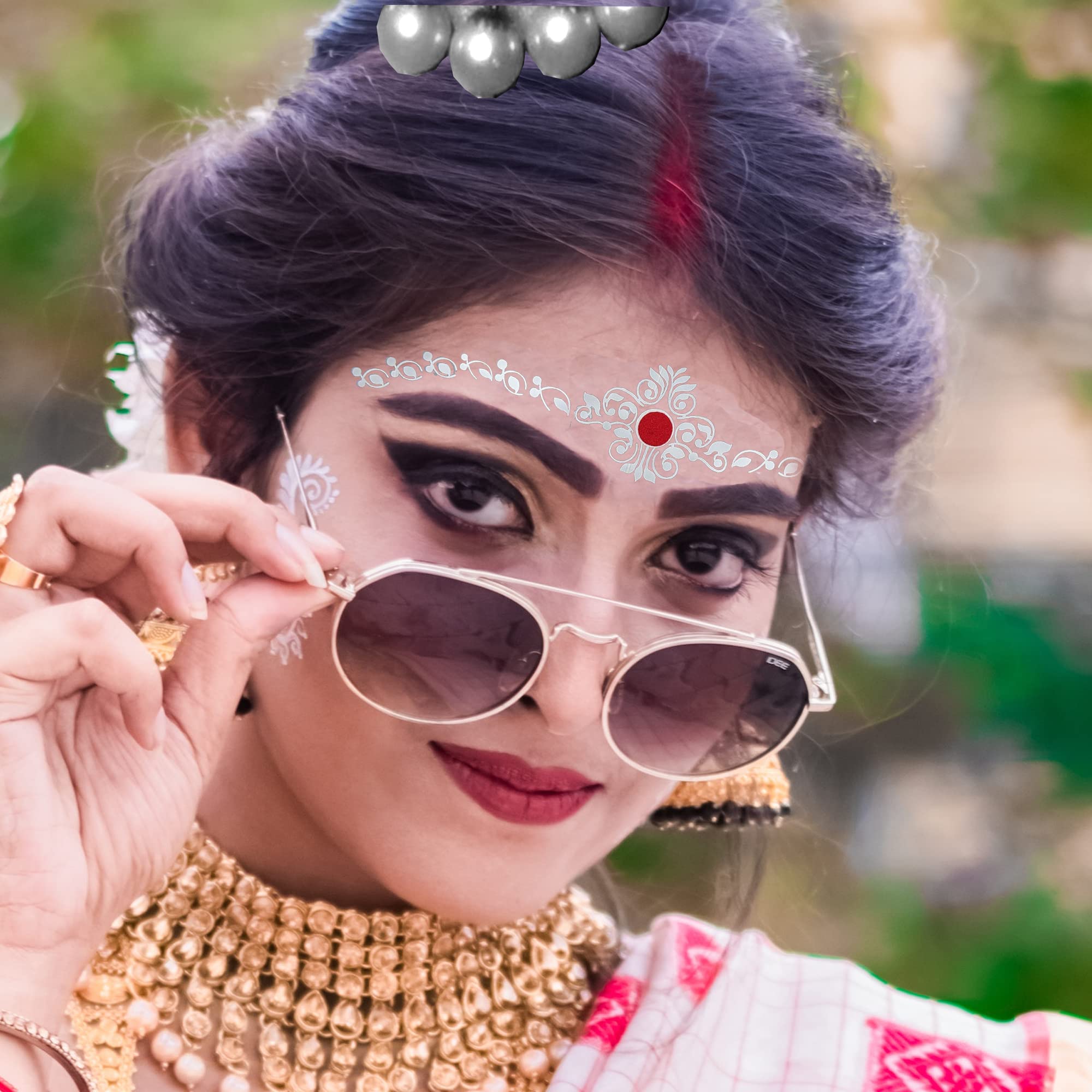 Comet Busters Traditional Bengali Bridal Bindi for Women - Authentic Indian Wedding Forehead Jewelry - Perfect for Weddings, Festivals & Cultural Events (BIN1984)