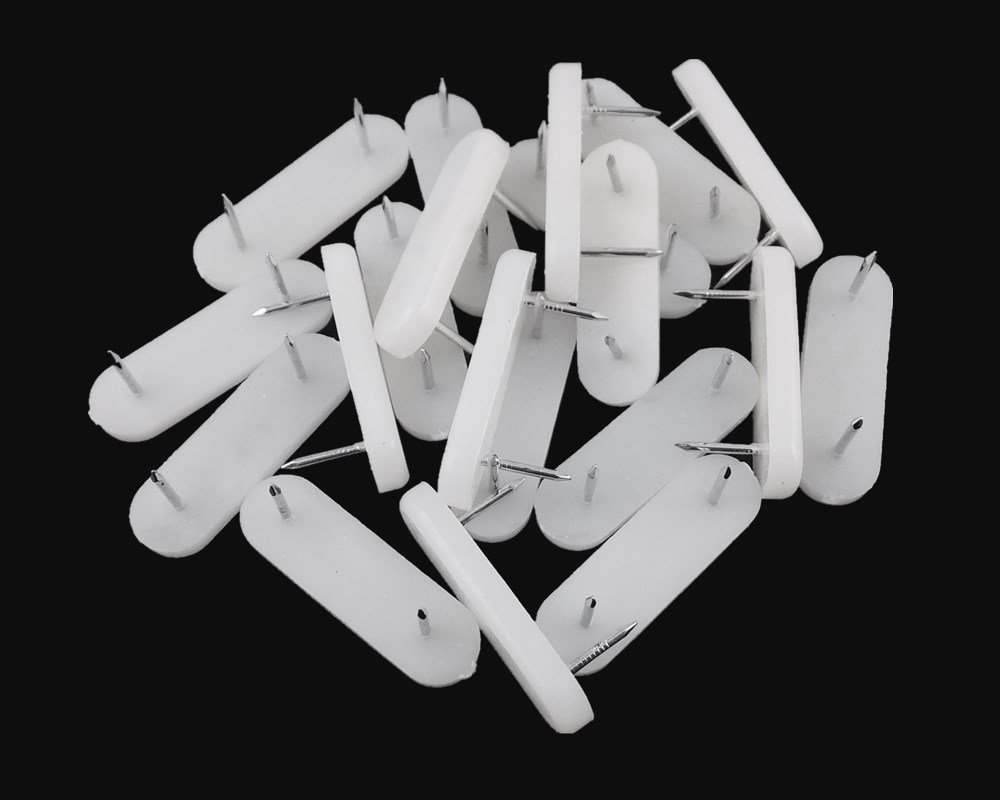20pcs Plastic Head Double Pins Bed Skirt Holders - Furniture Chair Leg Protectors & Glide Nails for Wood Floors - Secure Bedding & Prevent Furniture Scratches in Bedrooms & Living Rooms