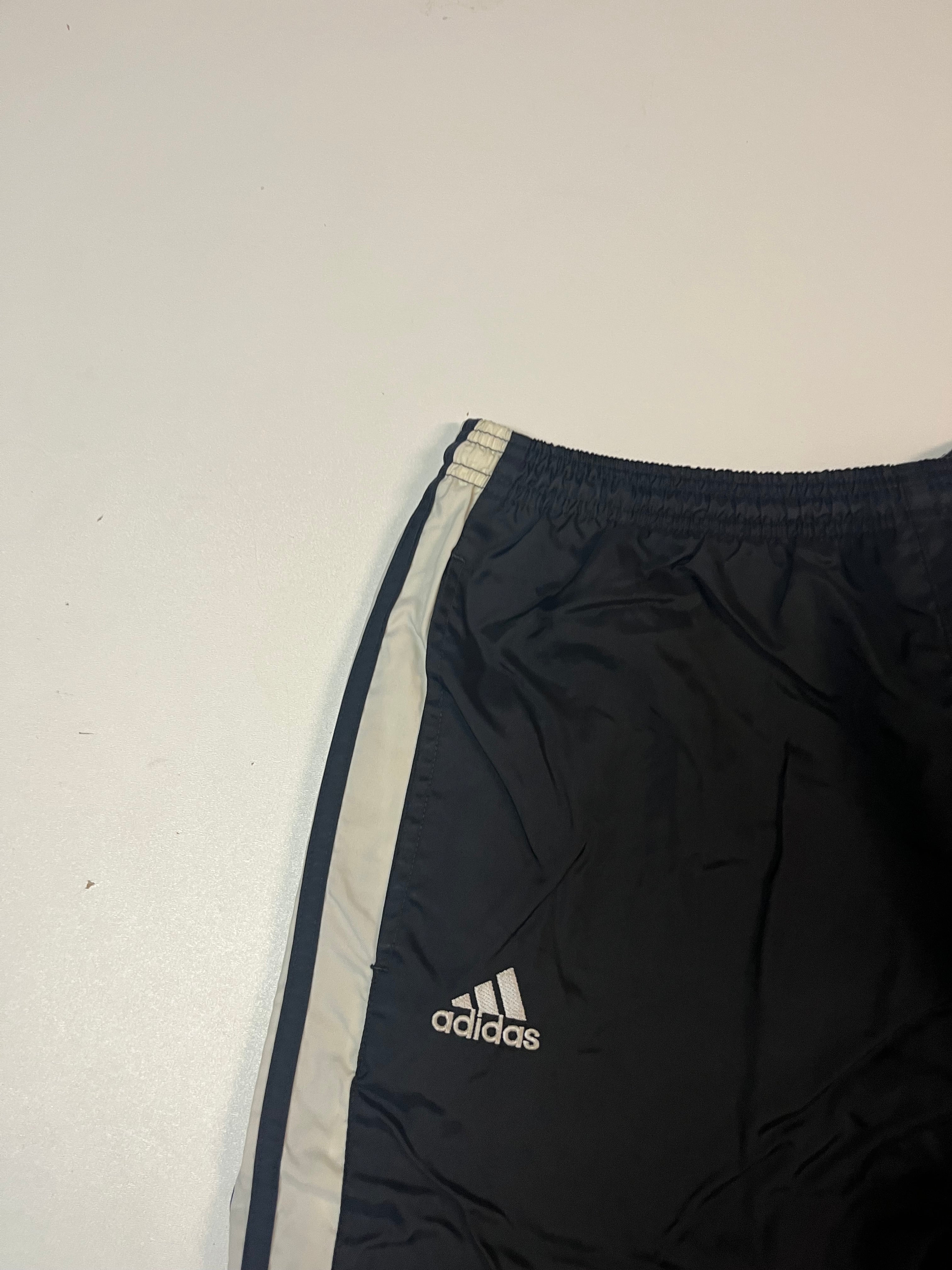 Vintage Adidas Trackpants Men's Medium 1826 - Retro Athletic Joggers for Casual Wear, Street Style & 90s Fashion
