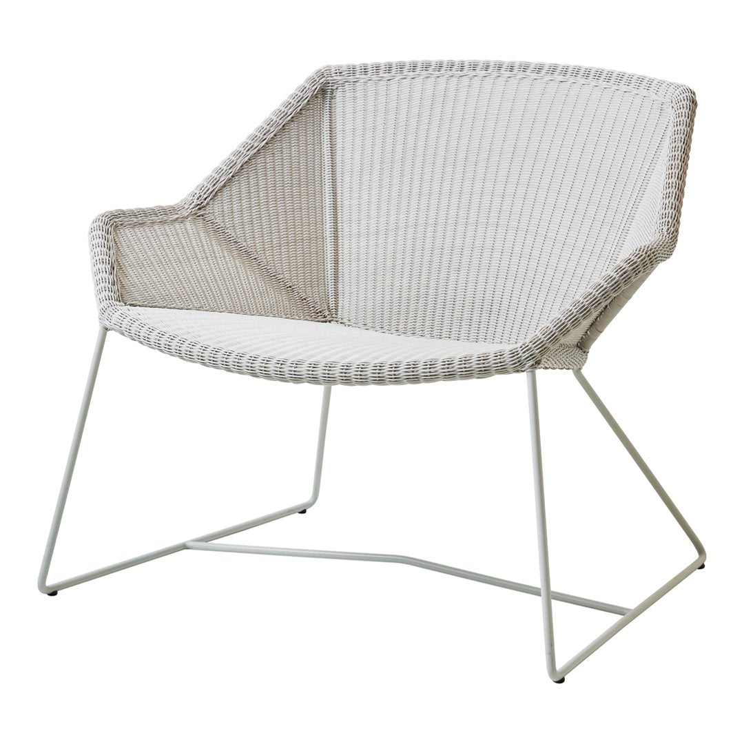 Breeze Lounge Chair - Premium Outdoor Patio Furniture for Relaxing in Your Backyard, Garden, or Poolside