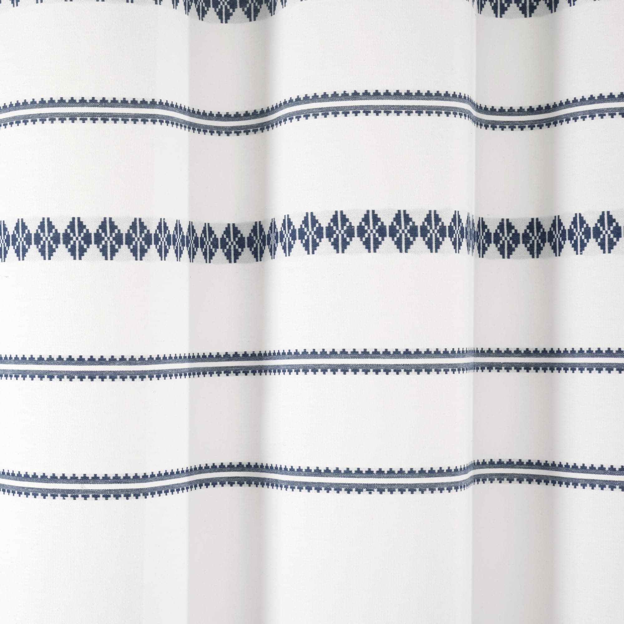 Eco-Friendly Breezy Chic Tassel Jacquard Shower Curtain - 100% Recycled Cotton Bathroom Decor for Modern & Bohemian Style Homes