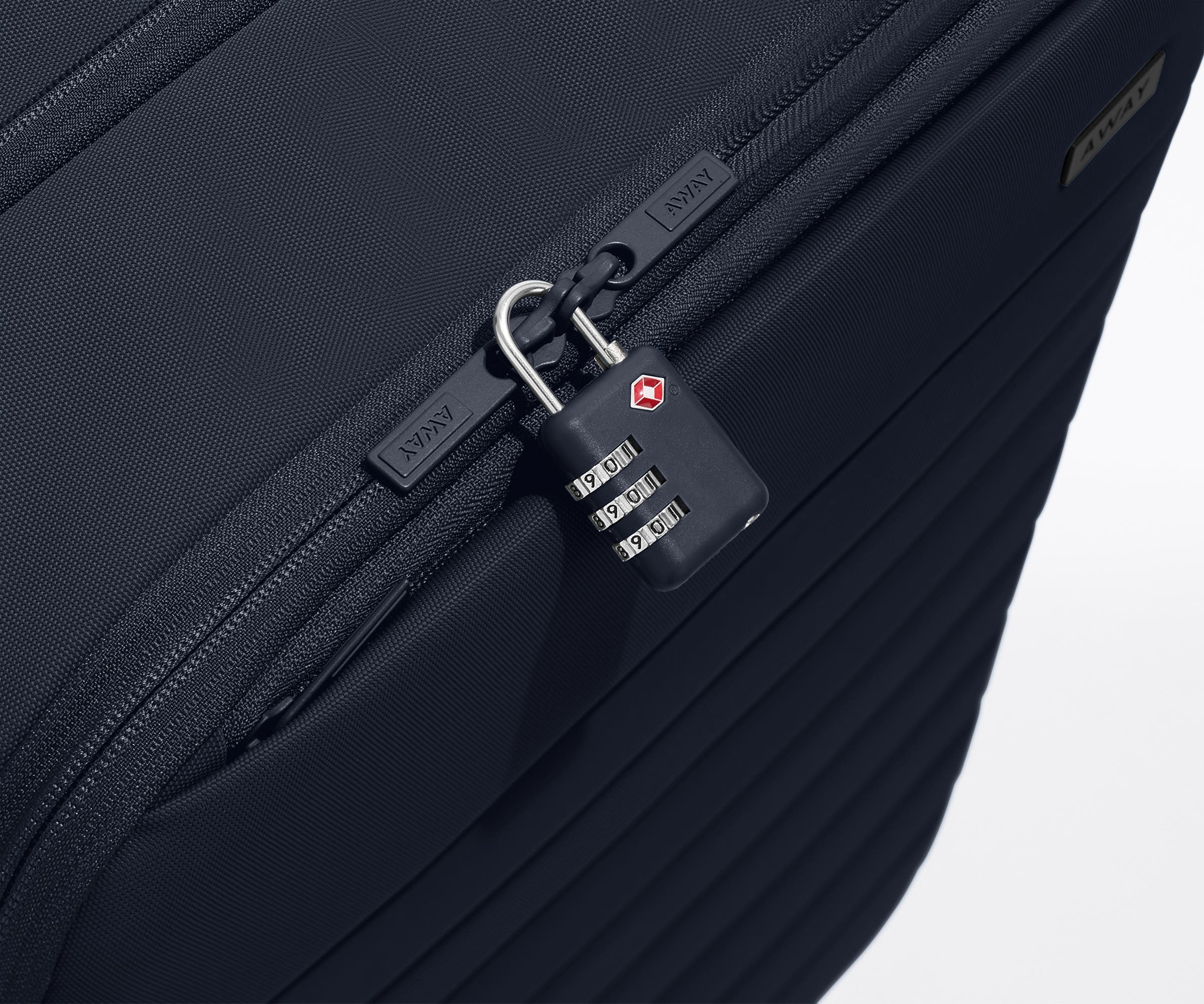 Premium Softside Large Luggage in Navy Blue – Spacious & Durable Suitcase for Travel, Business Trips & Vacations