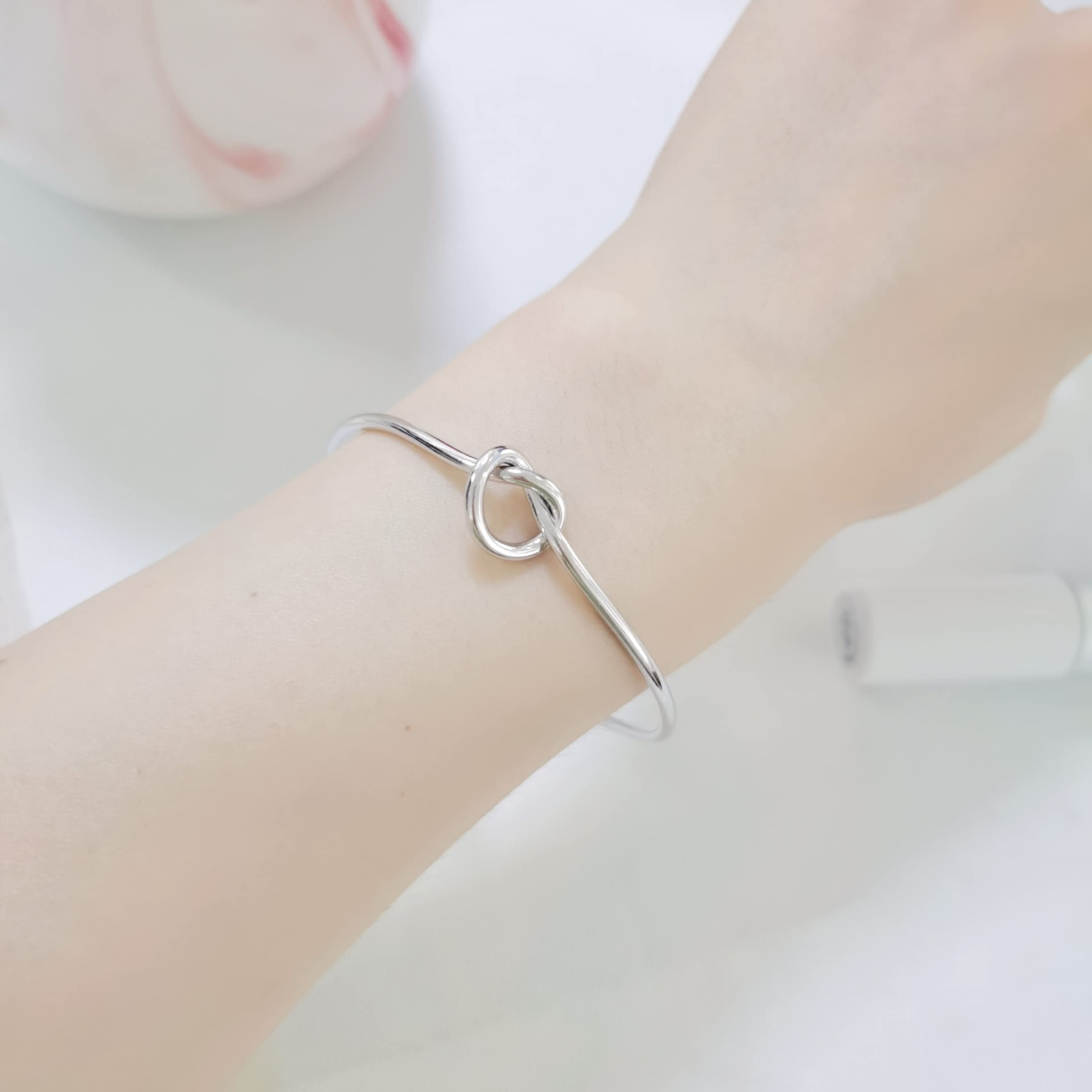 Simple Love Knot Bangle Bracelet Set - Sterling Silver Bridesmaid Jewelry Gift for Women | Perfect for Weddings, Anniversaries & Romantic Occasions