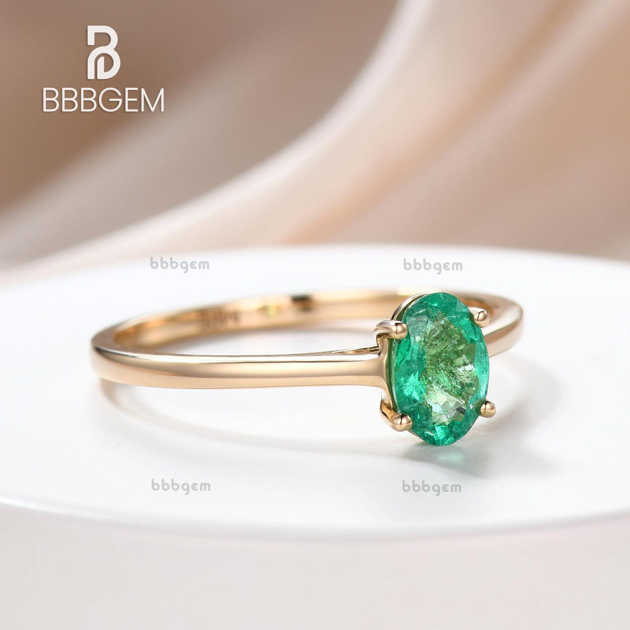 Solitaire Natural Oval Cut Emerald Engagement Ring - 14K Gold Wedding Band for Women, Vintage Inspired Bridal Jewelry - Perfect for Proposals, Anniversaries & Special Occasions