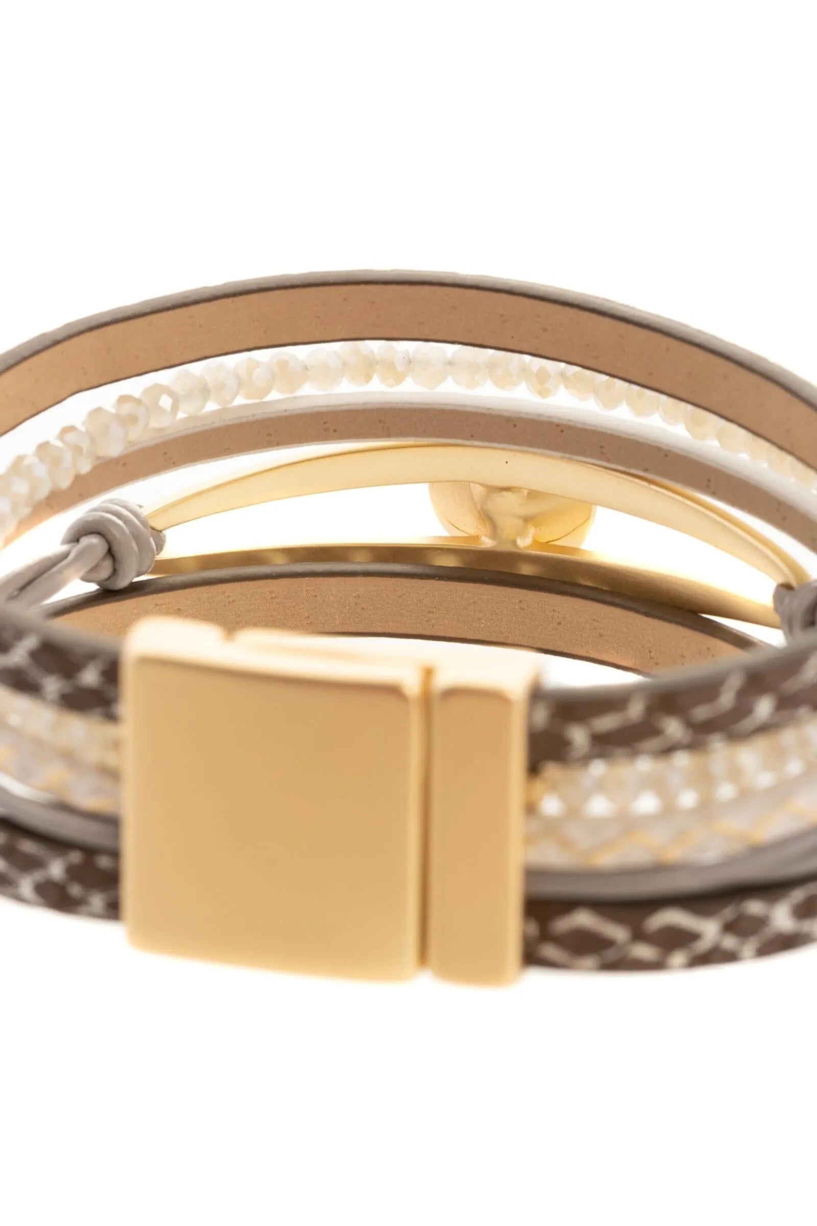 Sparkling Crystal Embellished Genuine Leather Bracelet for Women - Elegant Fashion Jewelry Gift for Parties, Weddings & Special Occasions
