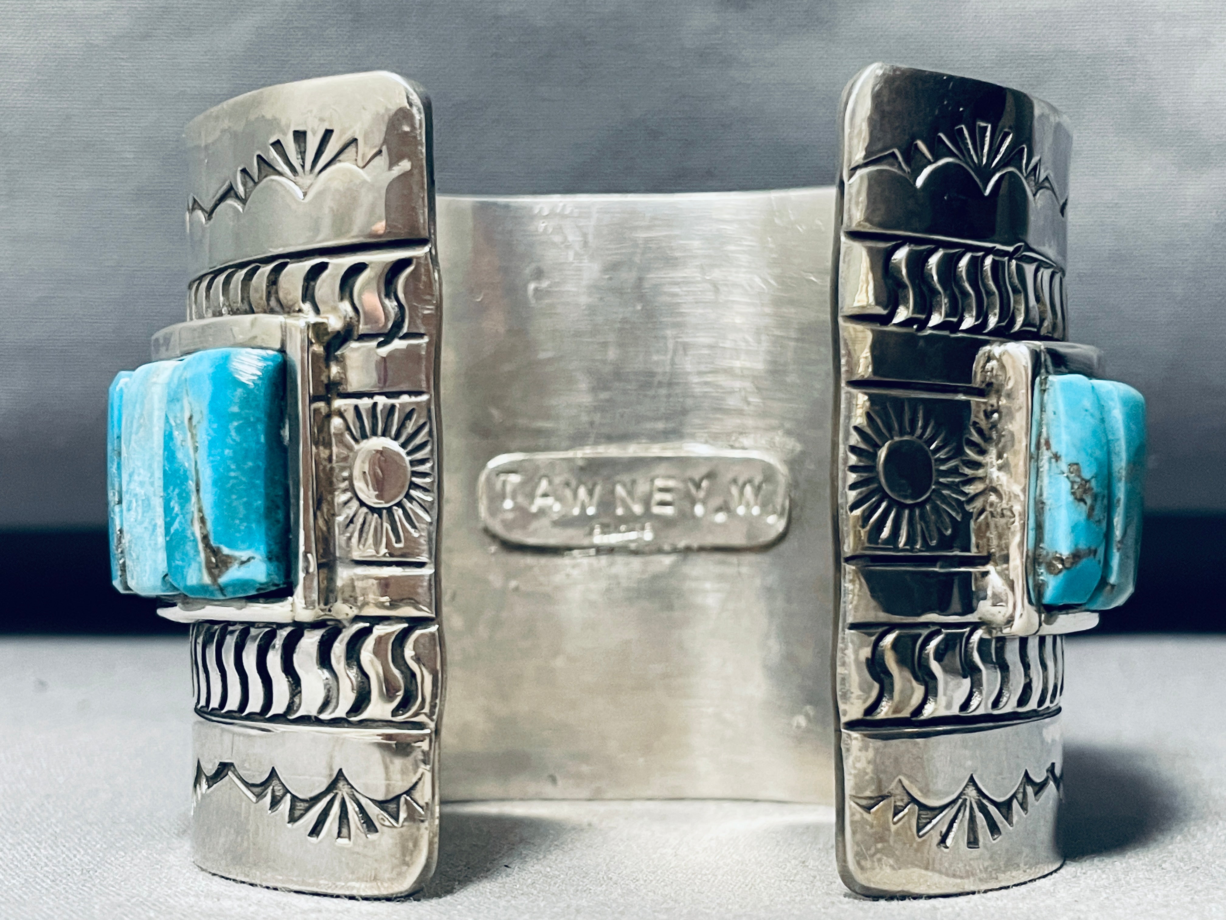 176 Grams 6.5 Inch Wrist Native American Navajo Turquoise Inlay Sterling Silver Bracelet - Handmade Jewelry for Women, Boho Chic Accessories, Perfect for Weddings & Special Occasions