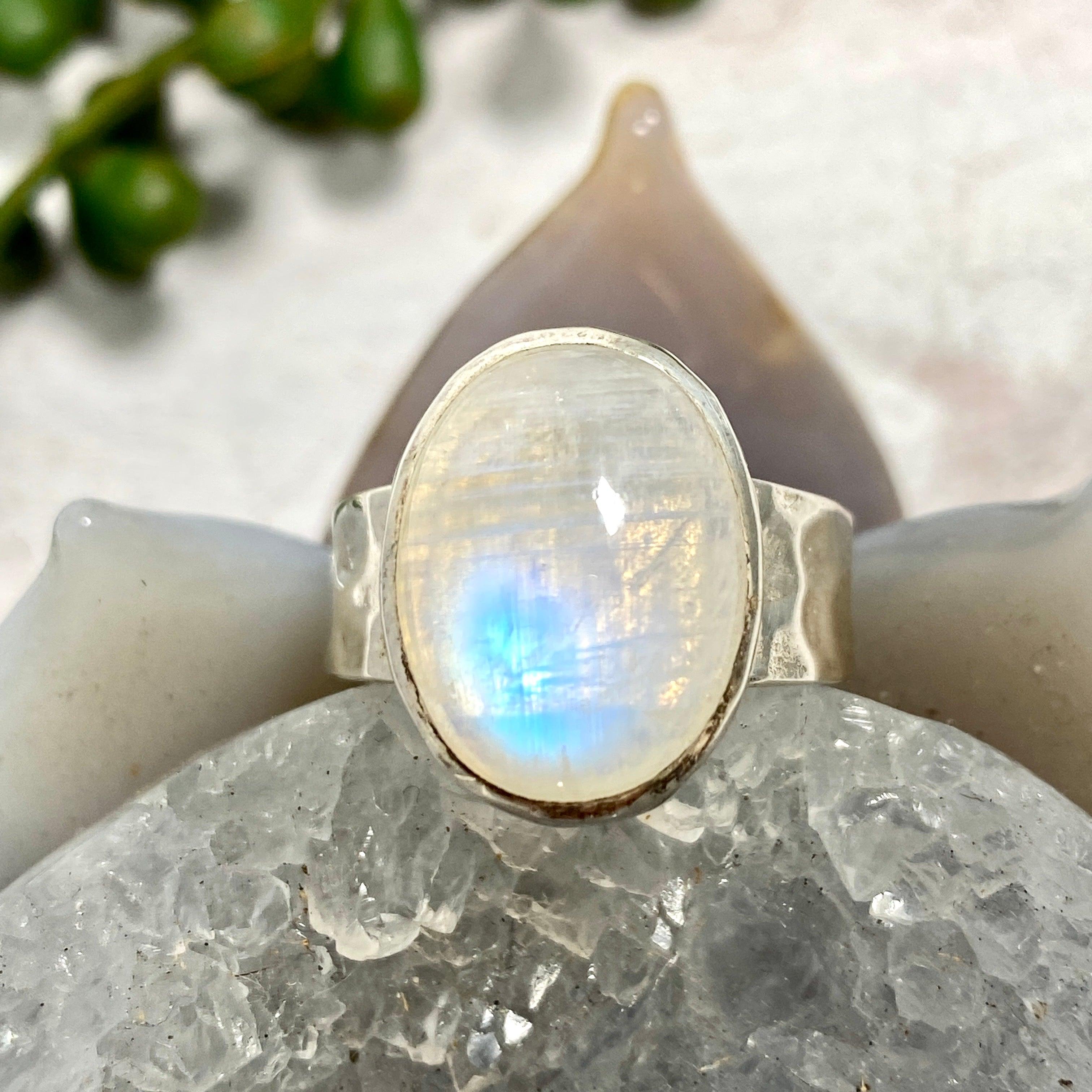 Moonstone Oval Beaten Band Ring Size 8 - KRGJ1783 | Elegant Boho Jewelry for Women, Perfect for Weddings, Parties & Everyday Wear