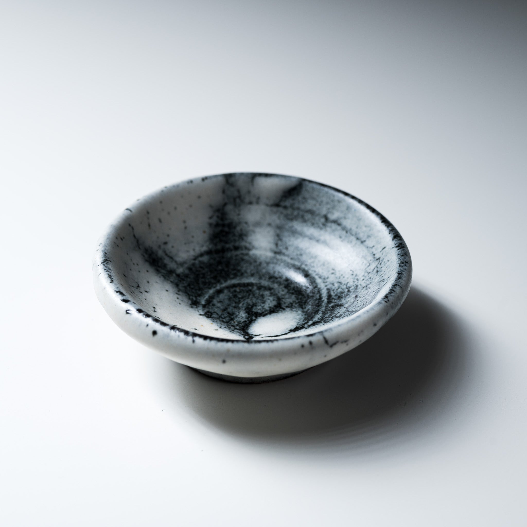 NINSHU Small Ceramic Dish - Elegant Japanese Sou Un / 創雲 Bowl for Soy Sauce, Sushi, Dipping Sauces | Perfect for Dining, Restaurants, and Home Use