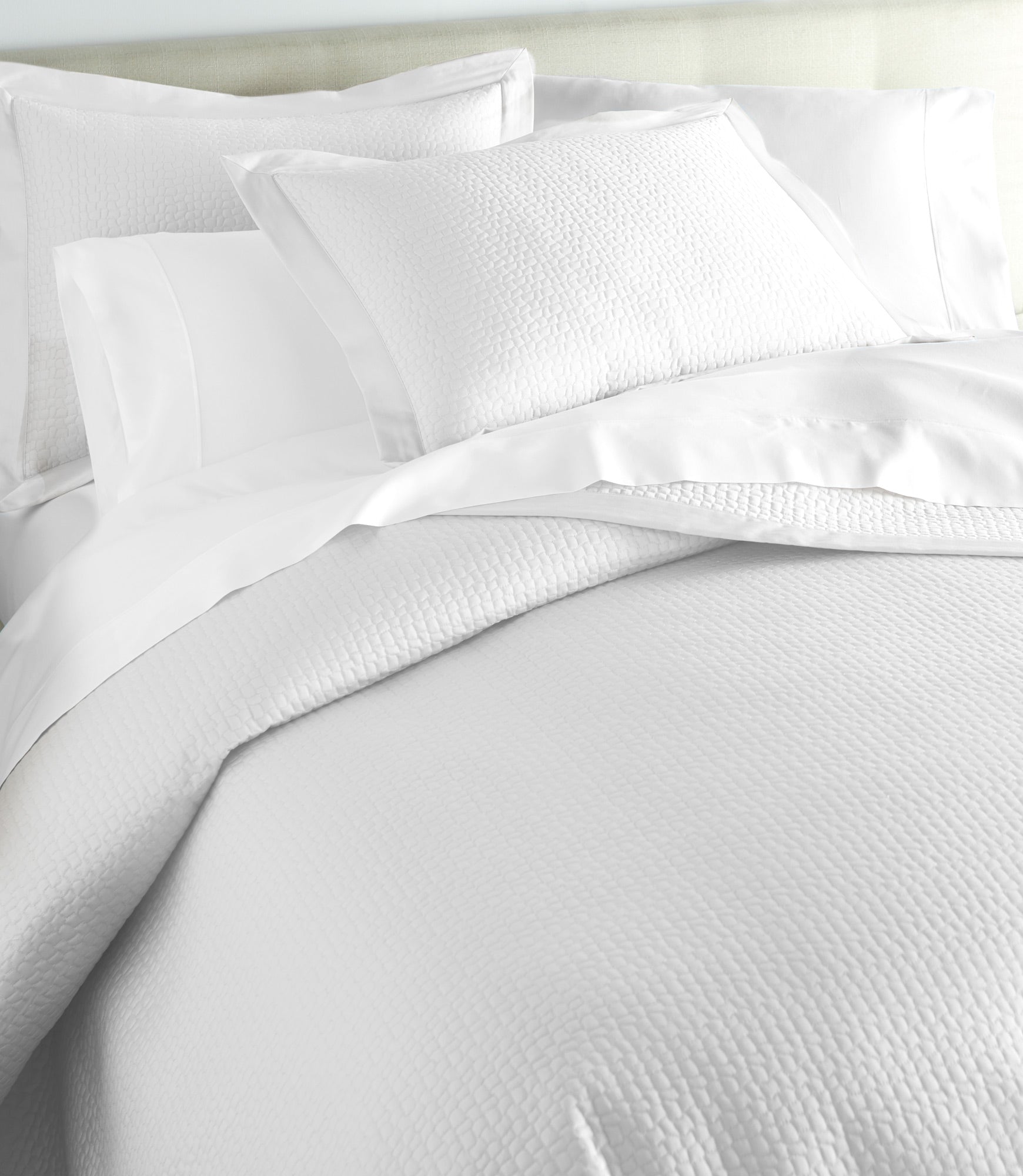 Hamilton Quilted Sham - Premium Decorative Pillow Cover for Bedroom & Living Room - Soft Cotton Sham with Elegant Quilted Design - Perfect for Home Decor, Guest Rooms, and Cozy Spaces