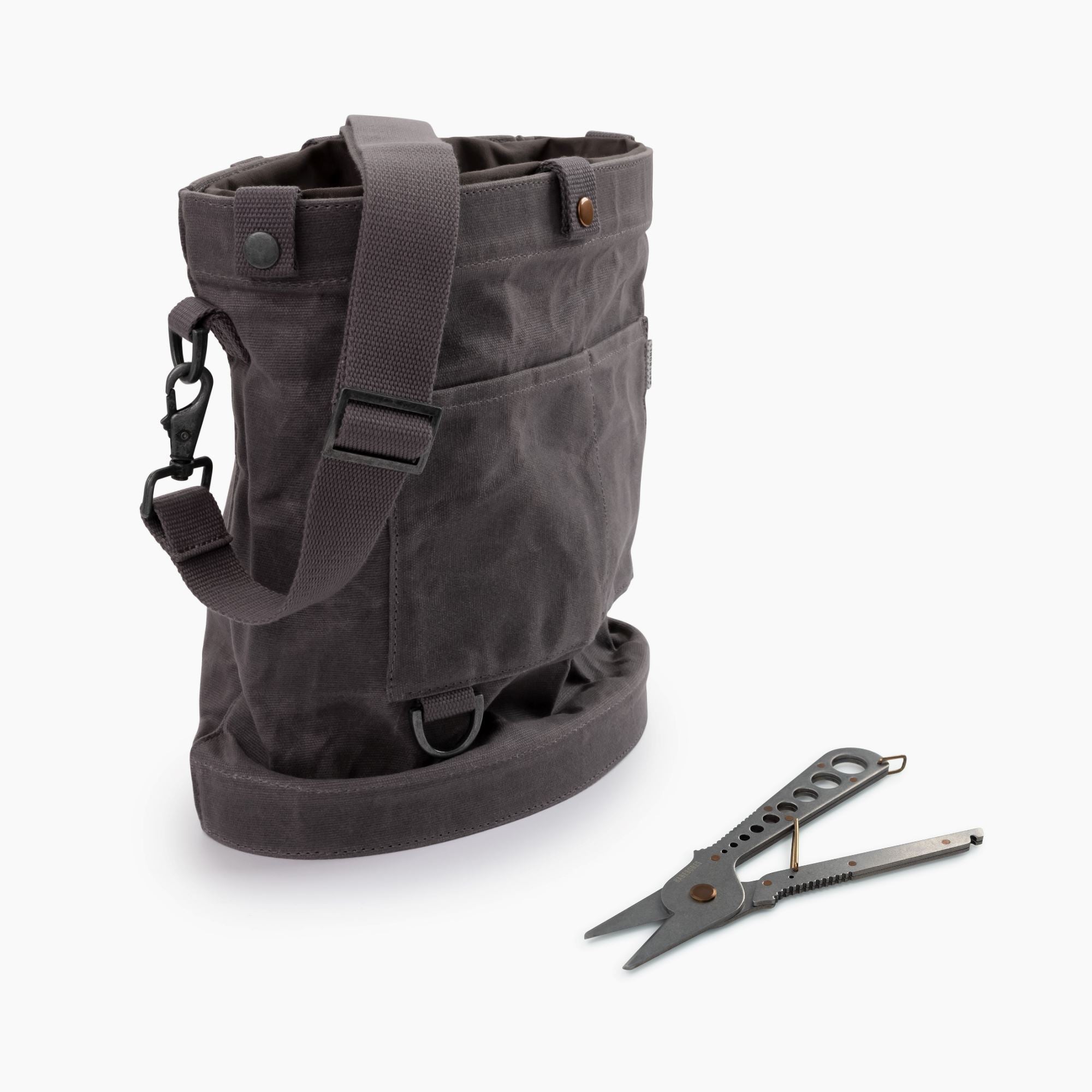 Premium Foraging Bag Bundle - Durable & Waterproof Collection for Mushroom Hunting, Berry Picking & Outdoor Adventures - Perfect for Hikers, Campers & Nature Enthusiasts