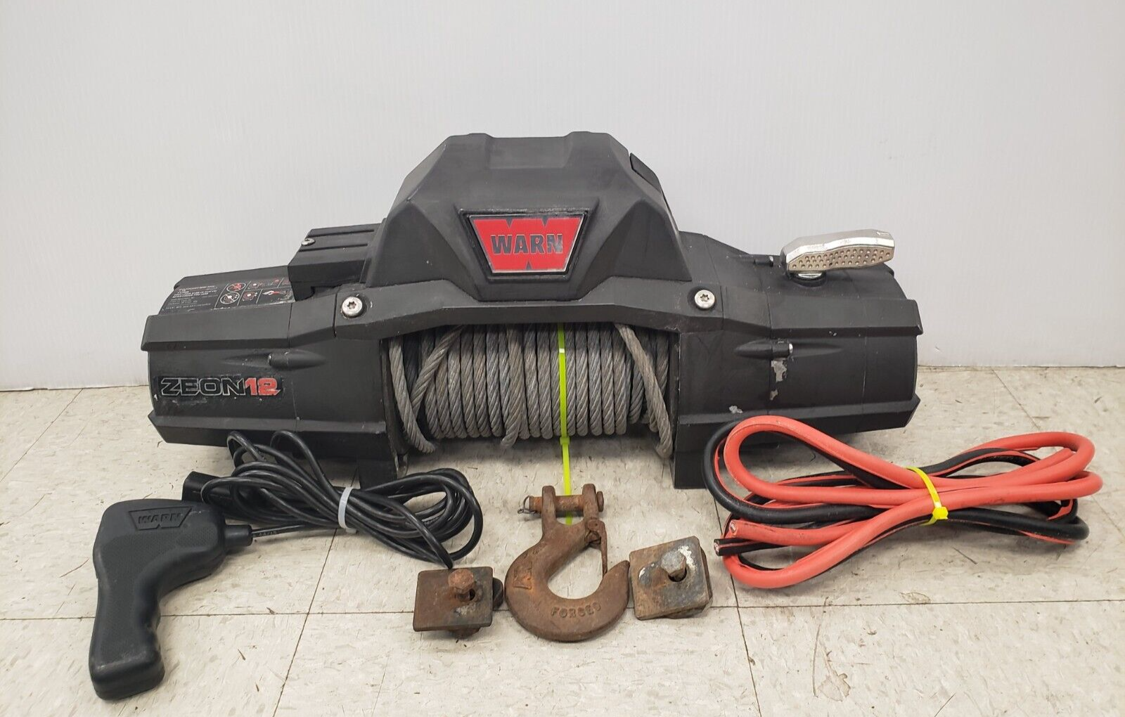 Warn Zeon 12 Electric 12 Volt Winch - Heavy Duty Off-Road Recovery for Jeep, Truck & SUV - Perfect for Towing, Mud & Snow Rescue