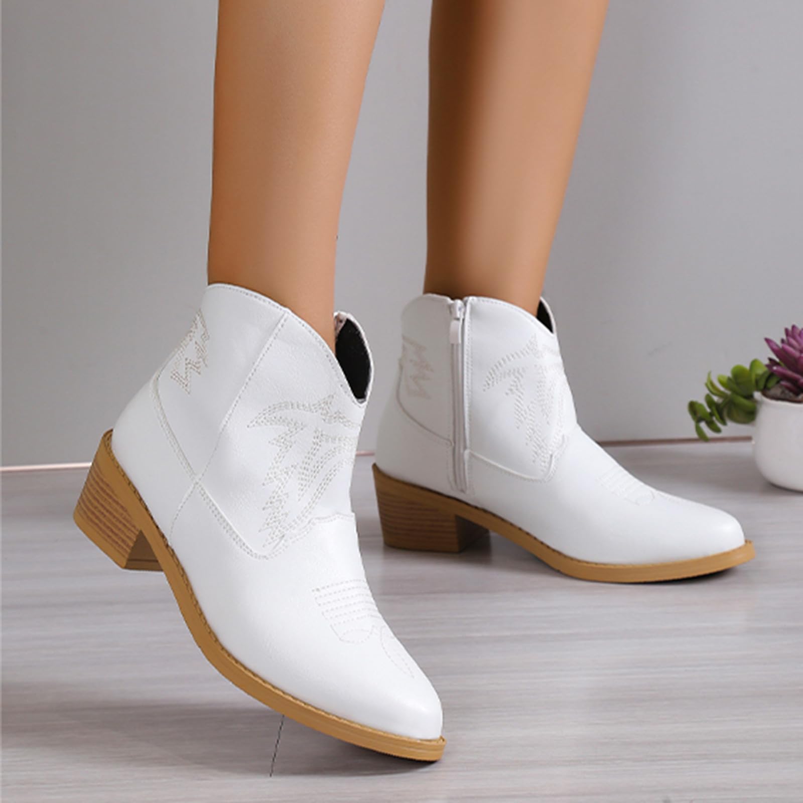**Women's Cowgirl Boots - Fashion Print Arch Support Ankle Boots with Low Chunky Heel & Pointed Toe | Casual Western Style for Everyday Wear, Country Music Festivals & Rodeo Events**
