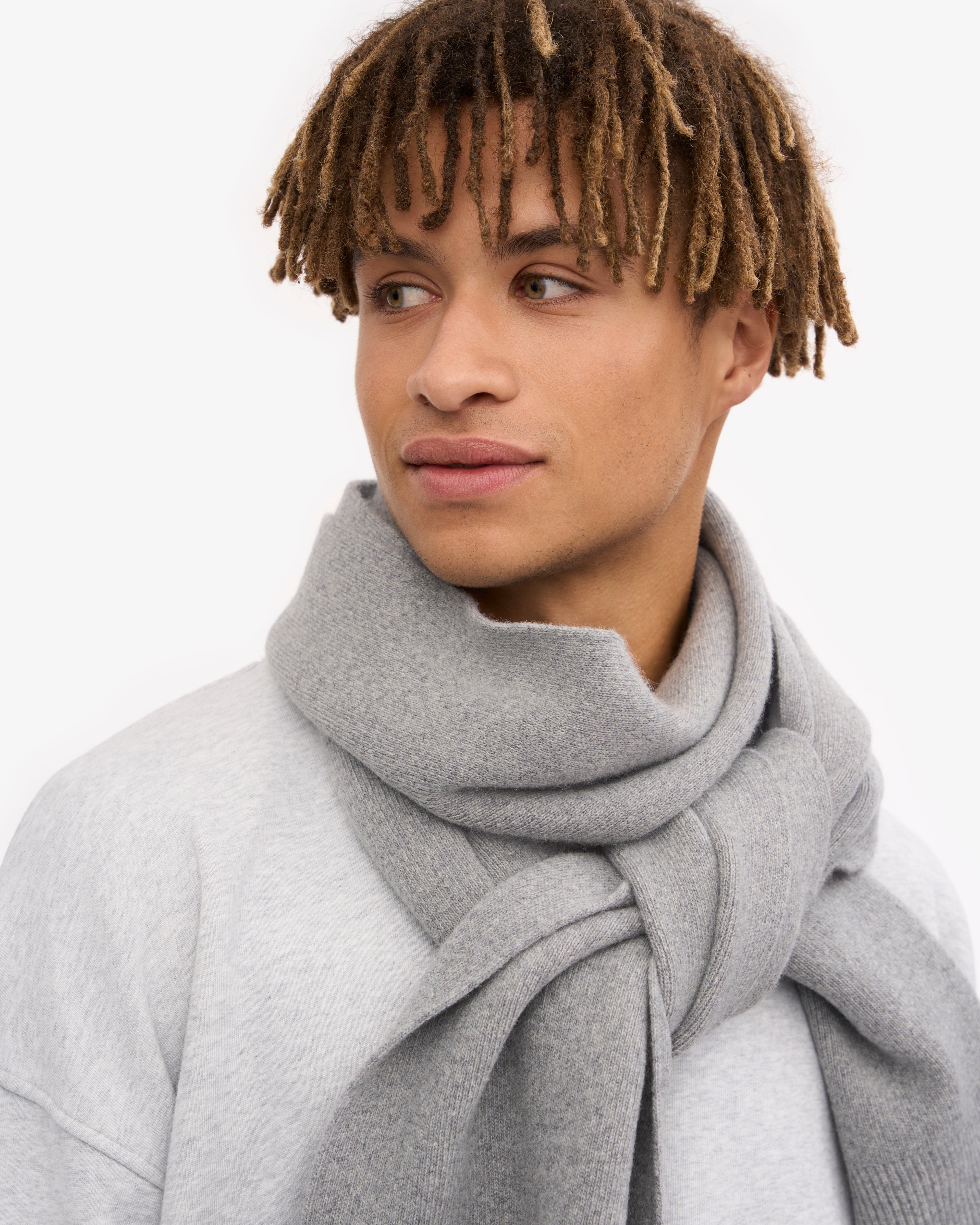 Premium Merino Wool Scarf - Soft & Warm Winter Accessory for Men & Women - Heather Grey - Perfect for Cold Weather, Outdoor Activities & Fashion Styling