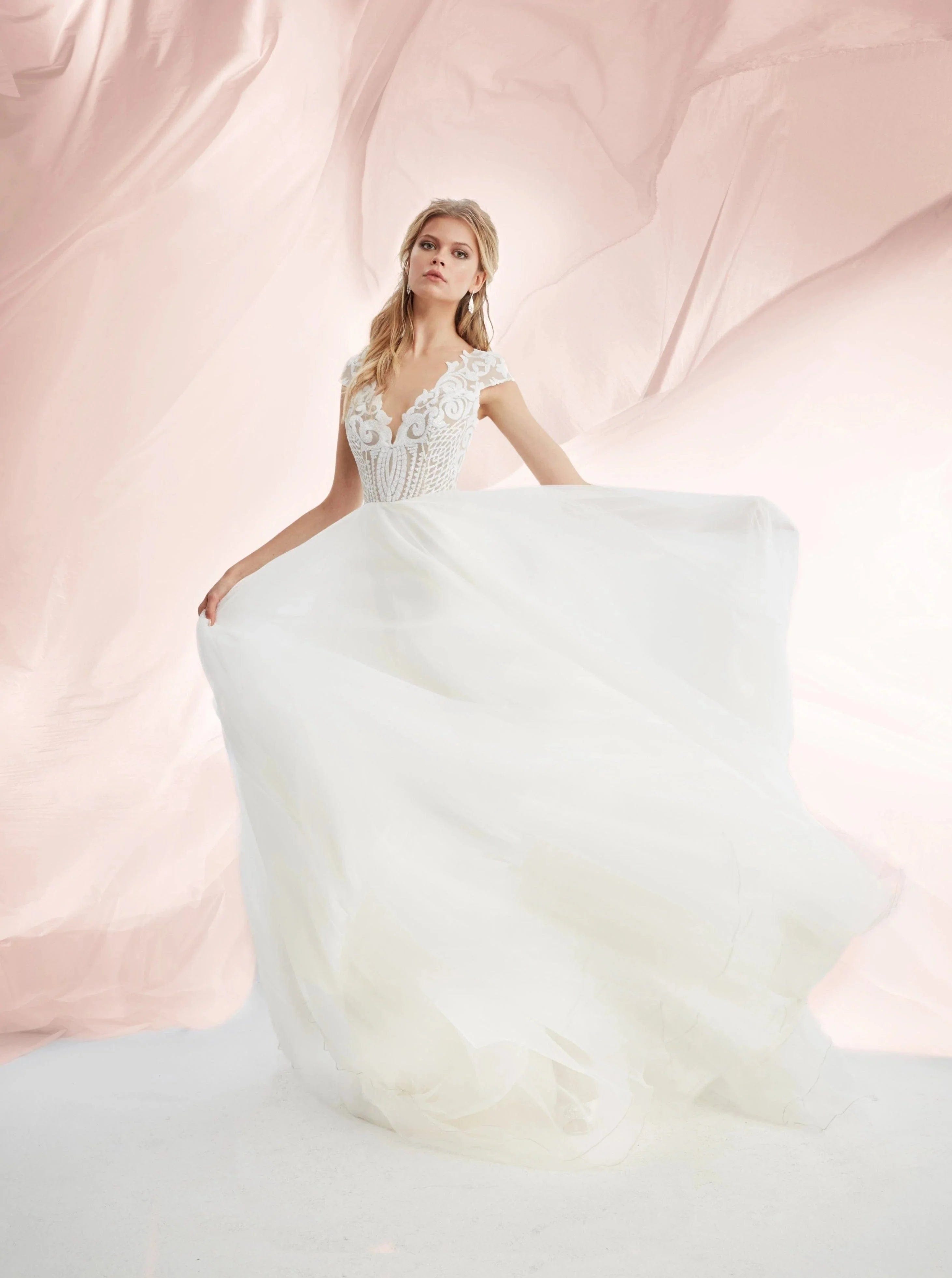Hayley Paige Dakota Blush Wedding Dress - Size 16 | Elegant A-Line Gown for Brides, Bridesmaids & Formal Occasions