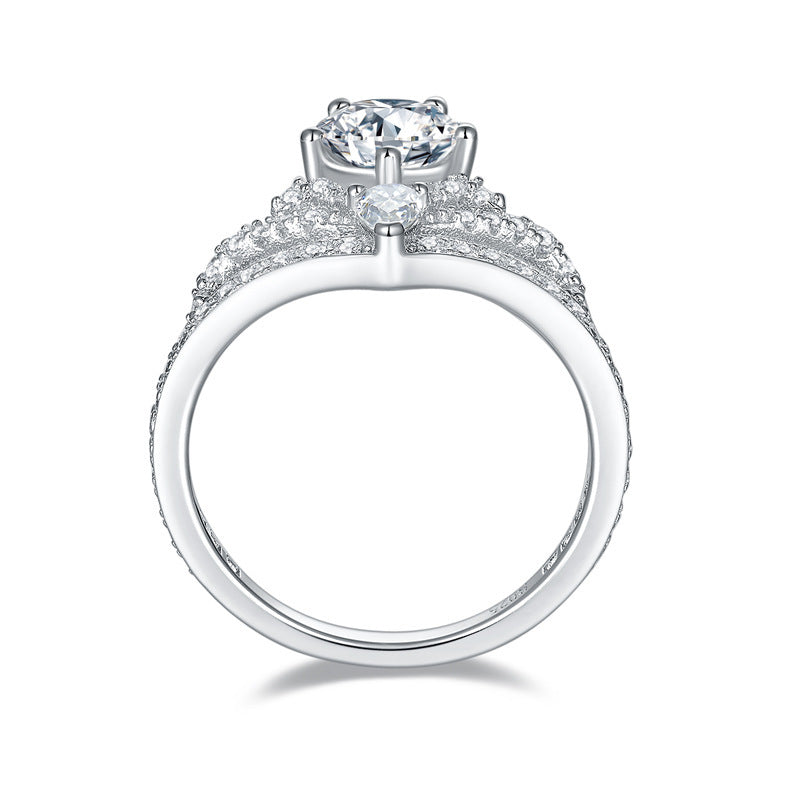 6.5mm Round Cut Moissanite Engagement Ring for Women - Crown Shape Wedding Band, Promise Ring, Anniversary Gift (Perfect for Proposals, Bridal Jewelry & Special Occasions)