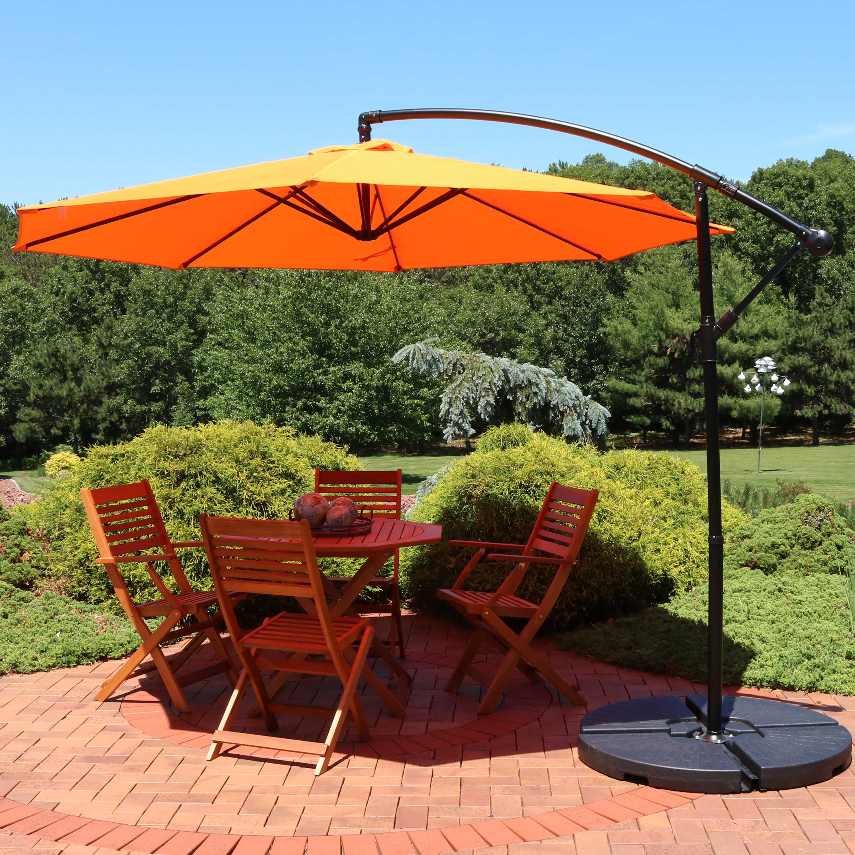 Sunnydaze 9.5 Foot Offset Outdoor Patio Umbrella with Easy Crank Lift - Perfect for Poolside, Backyard, Deck, and Garden Shade