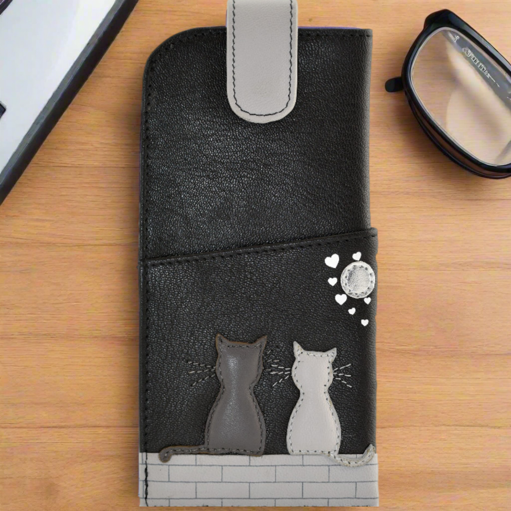 Premium Mala Leather Glasses Case for Cats - Midnight Black | Stylish & Durable Eyewear Holder for Travel, Home, and Office