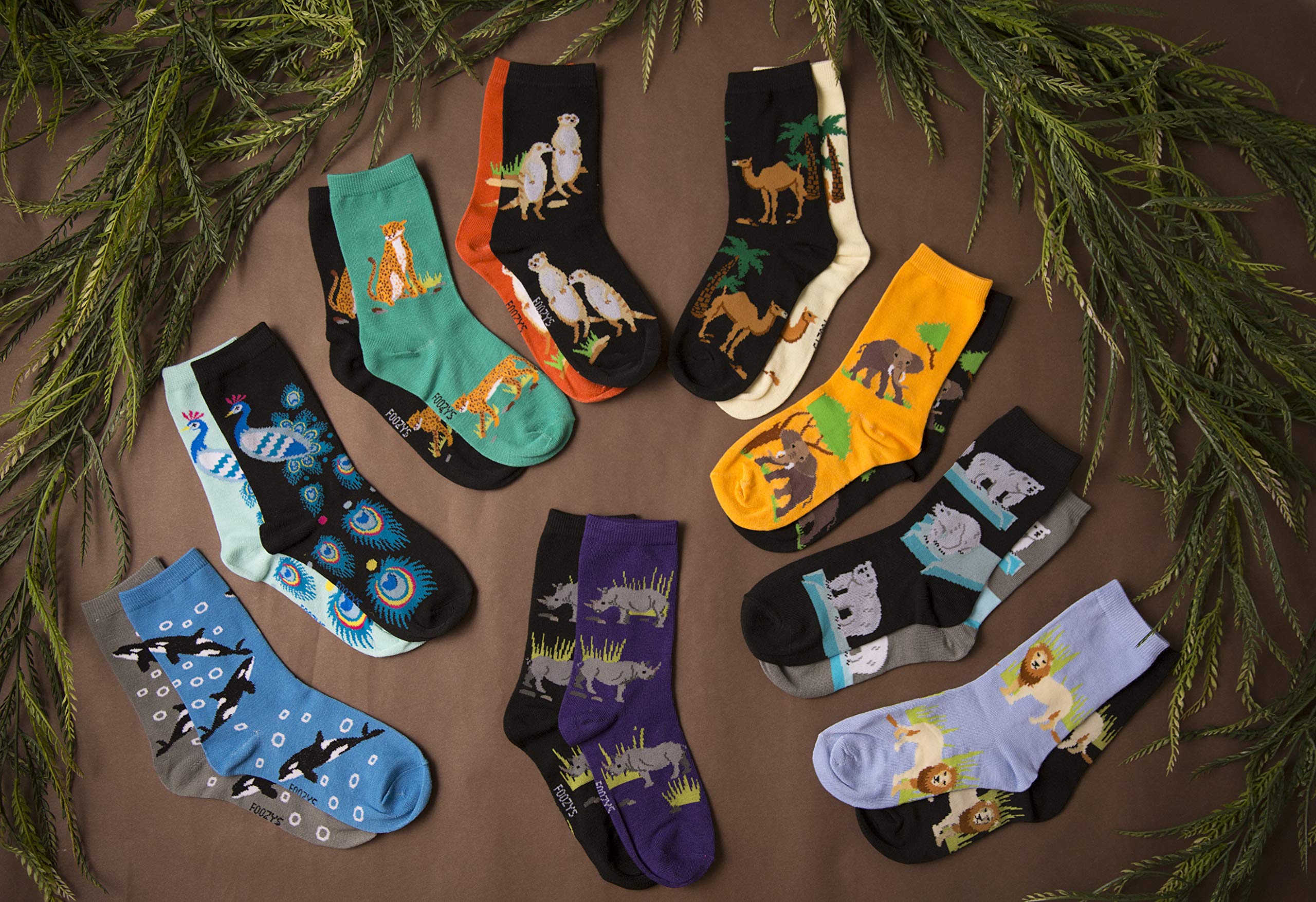 Foozys Women's Crew Socks - Cute Lion Zoo Animal Novelty Socks (2 Pairs) | Soft & Comfortable Cotton Socks for Casual Wear, Gifts & Zoo Lovers