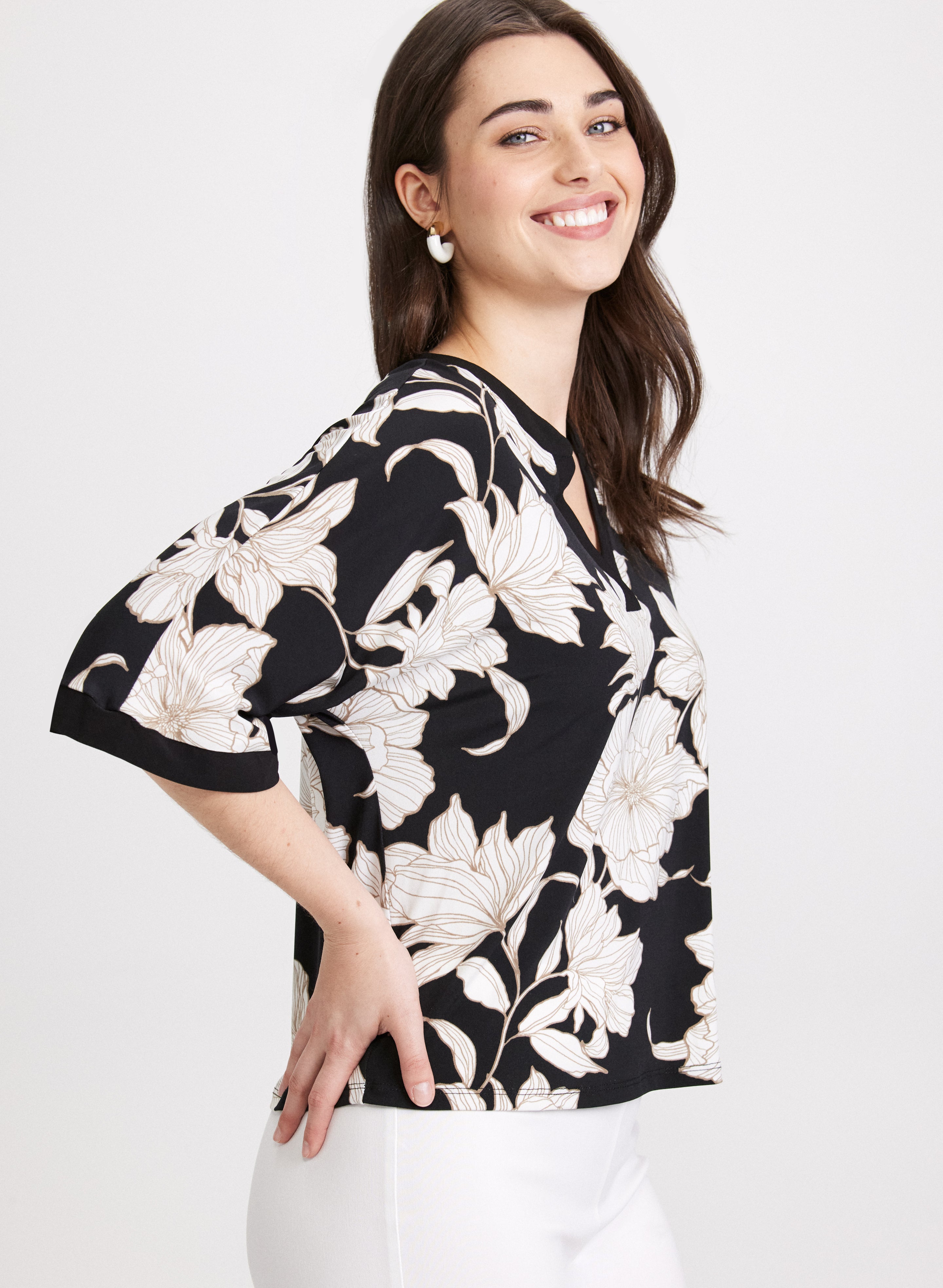 Floral Print Women's Blouse - Stylish Flowy Tops for Spring & Summer | Casual & Office Wear