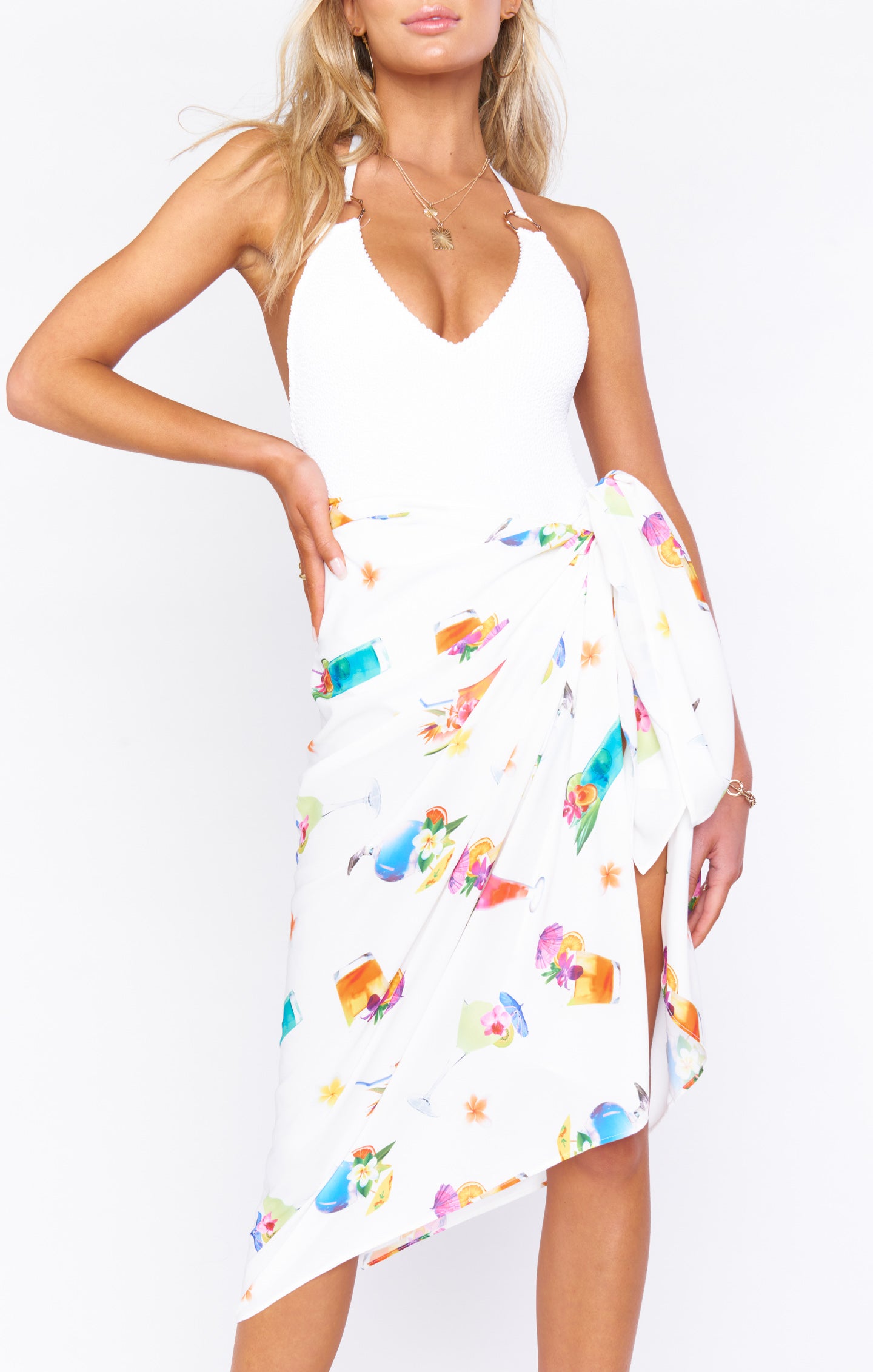 Kiran Sarong - Lightweight & Stylish Beach Wrap for Women - Perfect for Tropical Vacations, Poolside Lounging, and Summer Outfits