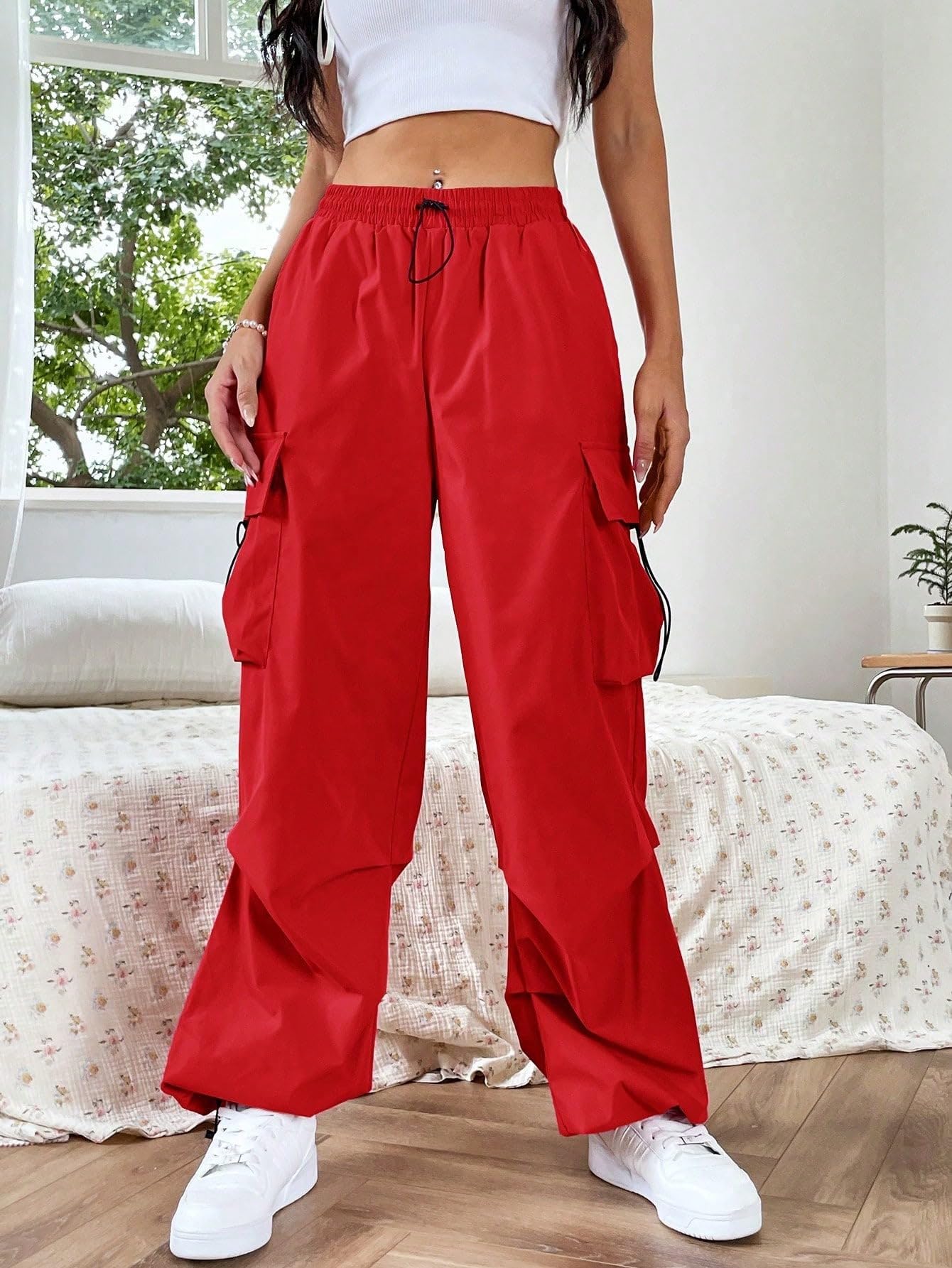 SweatyRocks Women's Casual Cargo Pants with Elastic Waist & Drawstring - Loose Fit Flap Pocket Trousers for Outdoor, Travel & Everyday Wear