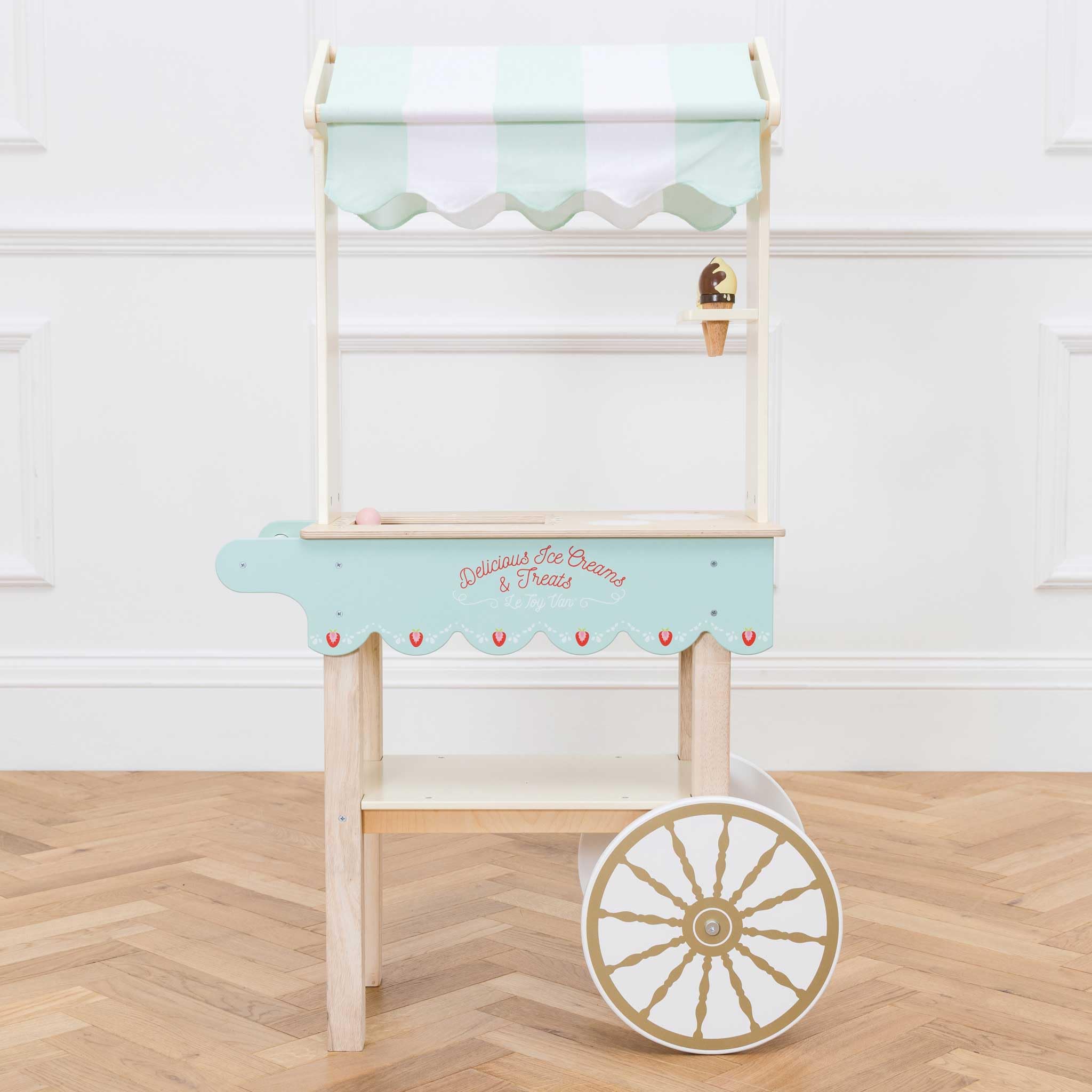 Le Toy Van Educational Wooden Ice Cream Cart Toy - Pretend Play Food Set for Kids Ages 3+ | Role Play Learning Toy for Boys & Girls | Perfect for Birthday Gifts & Preschool Classroom Activities