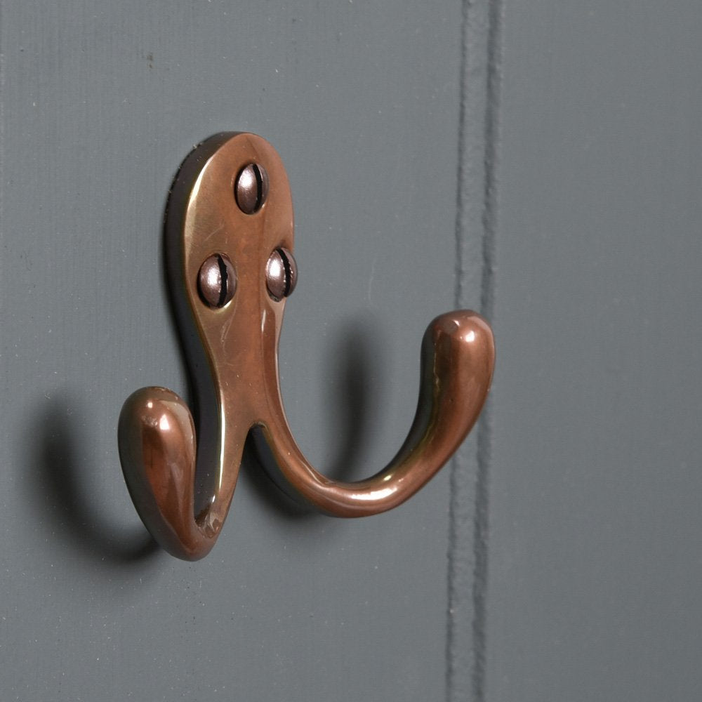 Bronze Double Wardrobe Hooks - Heavy Duty Coat Hangers for Closet Organization - Perfect for Hanging Coats, Hats, Scarves & Bags in Bedroom, Entryway or Bathroom