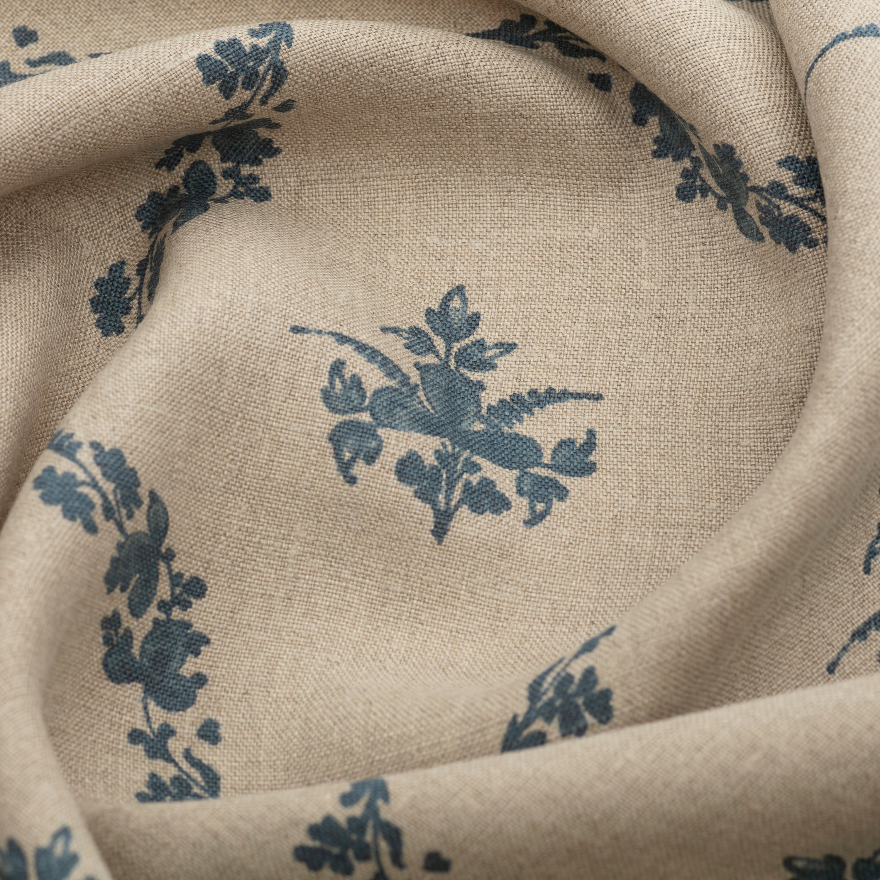 Trifolium Wreath Linen Table Runner - Midnight Blue on Natural Linen - Perfect for Farmhouse Dining, Rustic Weddings & Boho Home Decor