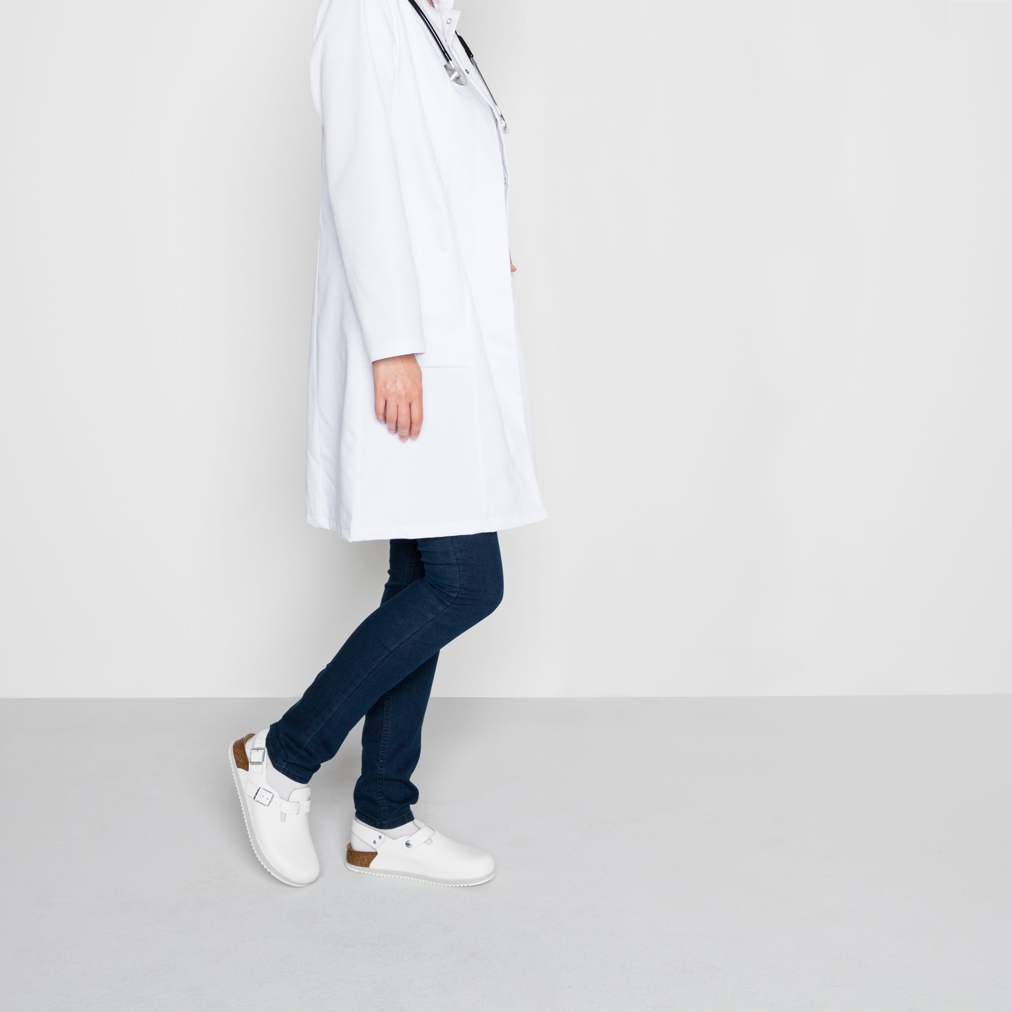 Birkenstock Tokio Super Grip Leather Clog - Classic Footbed in White | Non-Slip Work Shoes for Nurses, Chefs & Healthcare Professionals