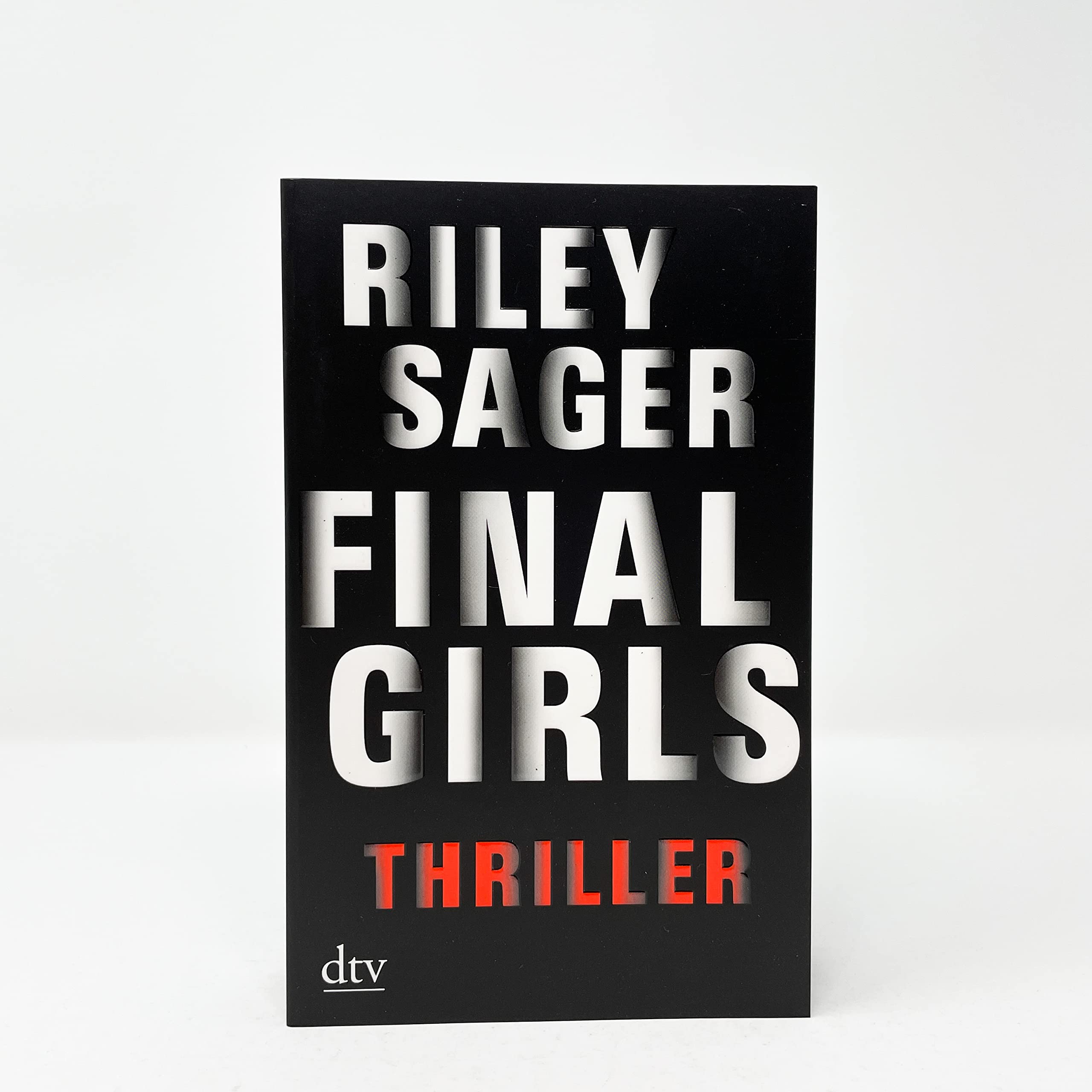 Final Girls: A Gripping Psychological Thriller Novel - Perfect for Mystery Lovers & Book Club Discussions
