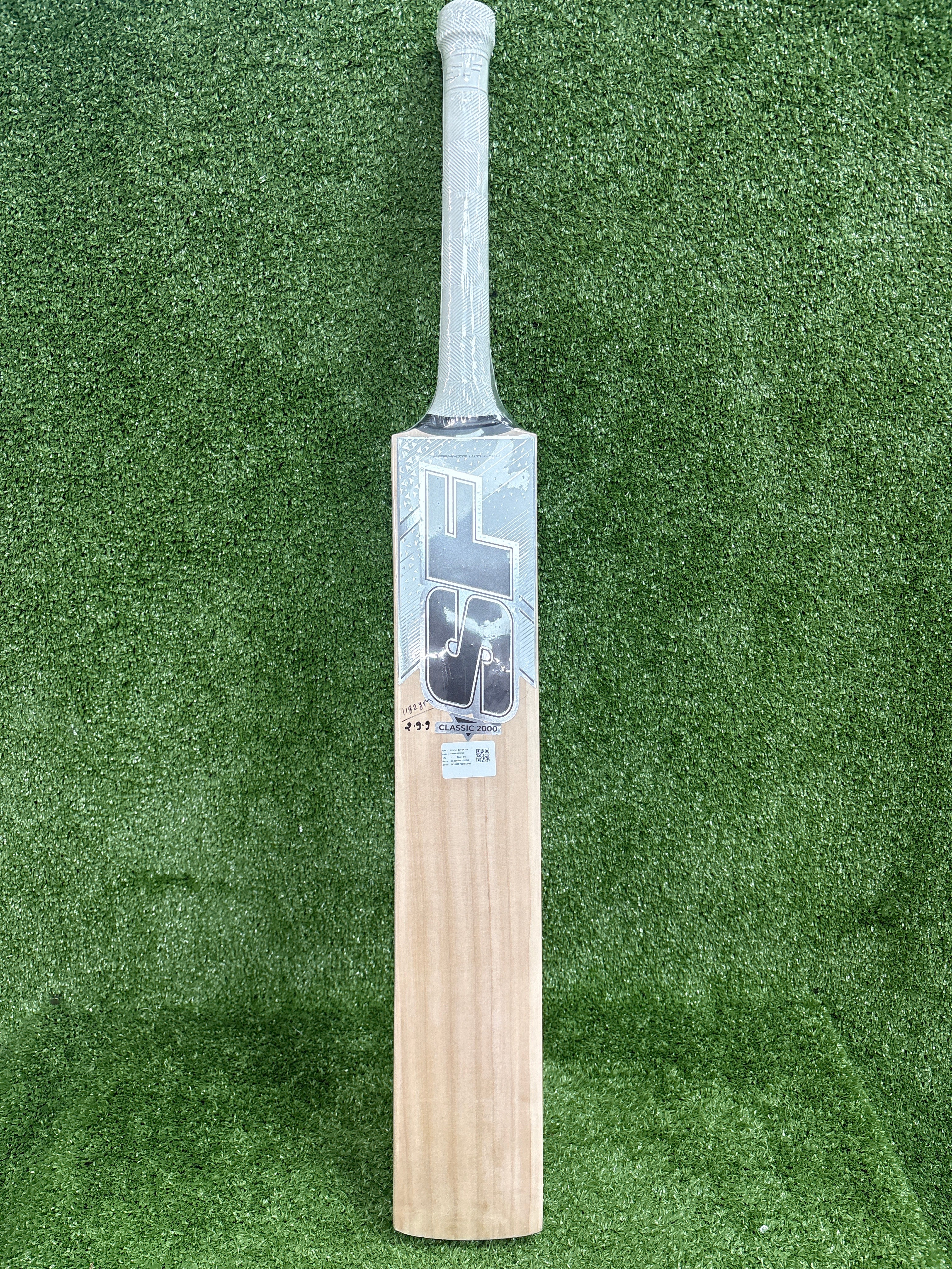 SF Classic 2000 Kashmir Willow Cricket Bat - Professional Grade for Practice & Matches - Perfect for Cricket Training, Backyard Games & League Play
