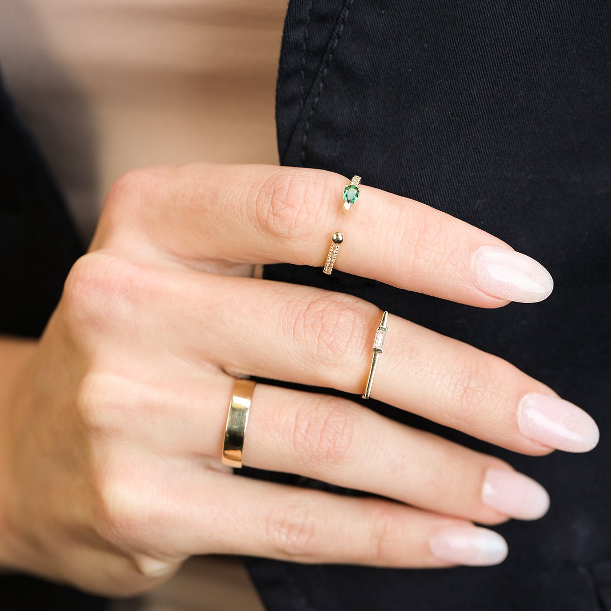 14K Solid Yellow Gold Sapphire Baguette Signet Ring for Women - Elegant Jewelry Gift for Birthday, Anniversary & Special Occasions