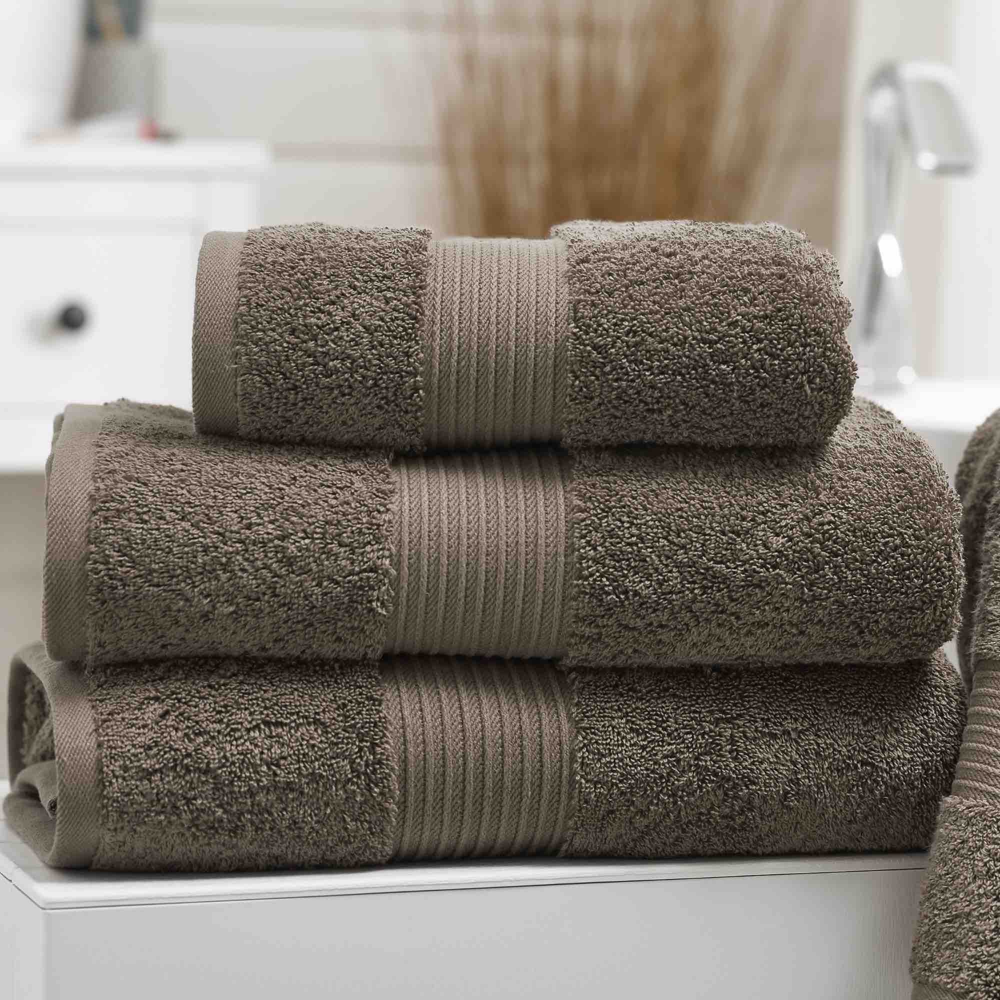 Premium Bliss Pima Cotton Bath Towel - 650gsm Ultra Soft & Absorbent - Walnut Brown - Perfect for Spa, Bathroom & Luxury Home Decor
