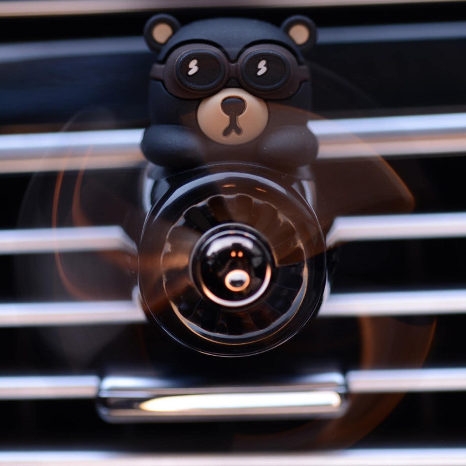 XGZ Car Air Freshener Vent Clips - Natural Scented Car Fragrance Diffuser with 60-Day Long-Lasting Deodorant - Cute Cartoon Bear Pilot Design for Auto Interior Decor - Perfect for Daily Commute, Road Trips & Car Interior Refresh