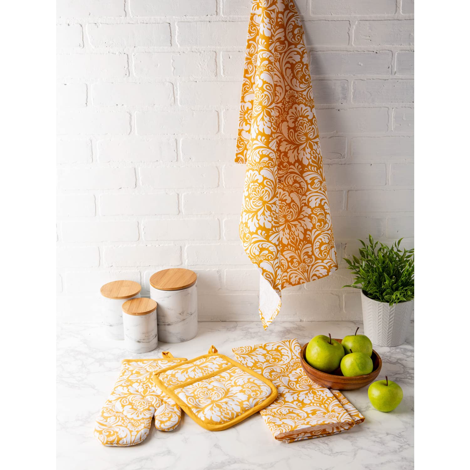 DII Quilted Oven Mitt and Potholder Set - Heat Resistant Kitchen Accessories with Hanging Loop for Easy Storage (6.5x12 Mitt & 8x8.5 Holder) - Mustard Damask Print - Perfect for Baking, Cooking, Grilling and Kitchen Decor